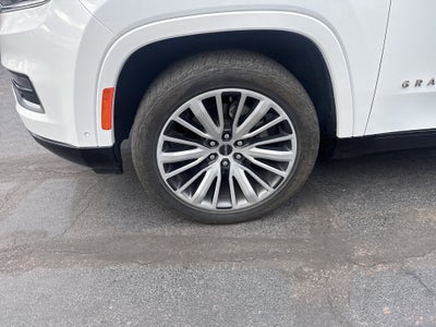 2023 Jeep Grand Wagoneer L Series III