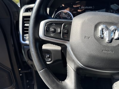 2022 RAM 1500 Big Horn Quad Cab 4x4 6'4" Box