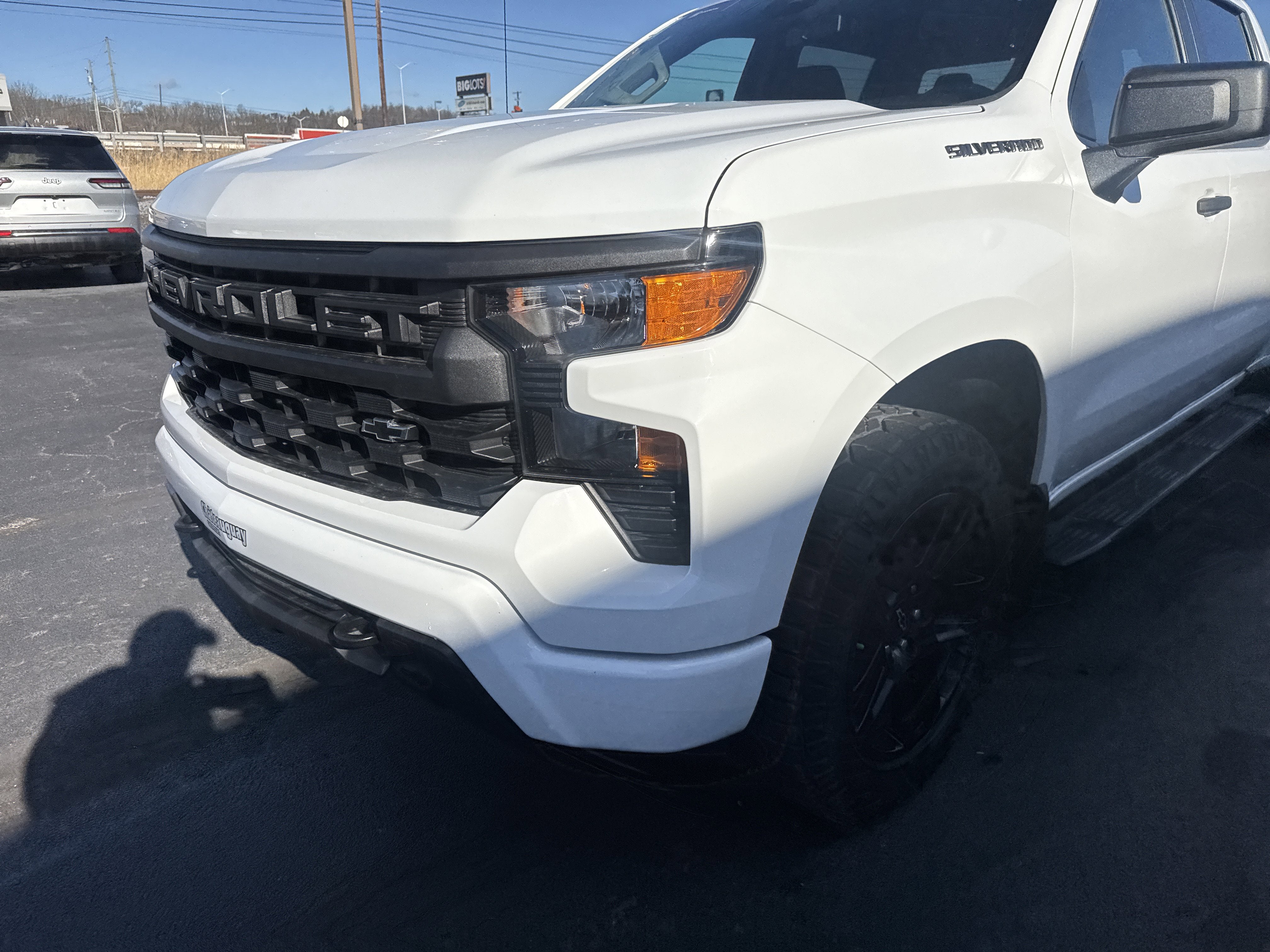 2023 Chevrolet Silverado 1500 Custom