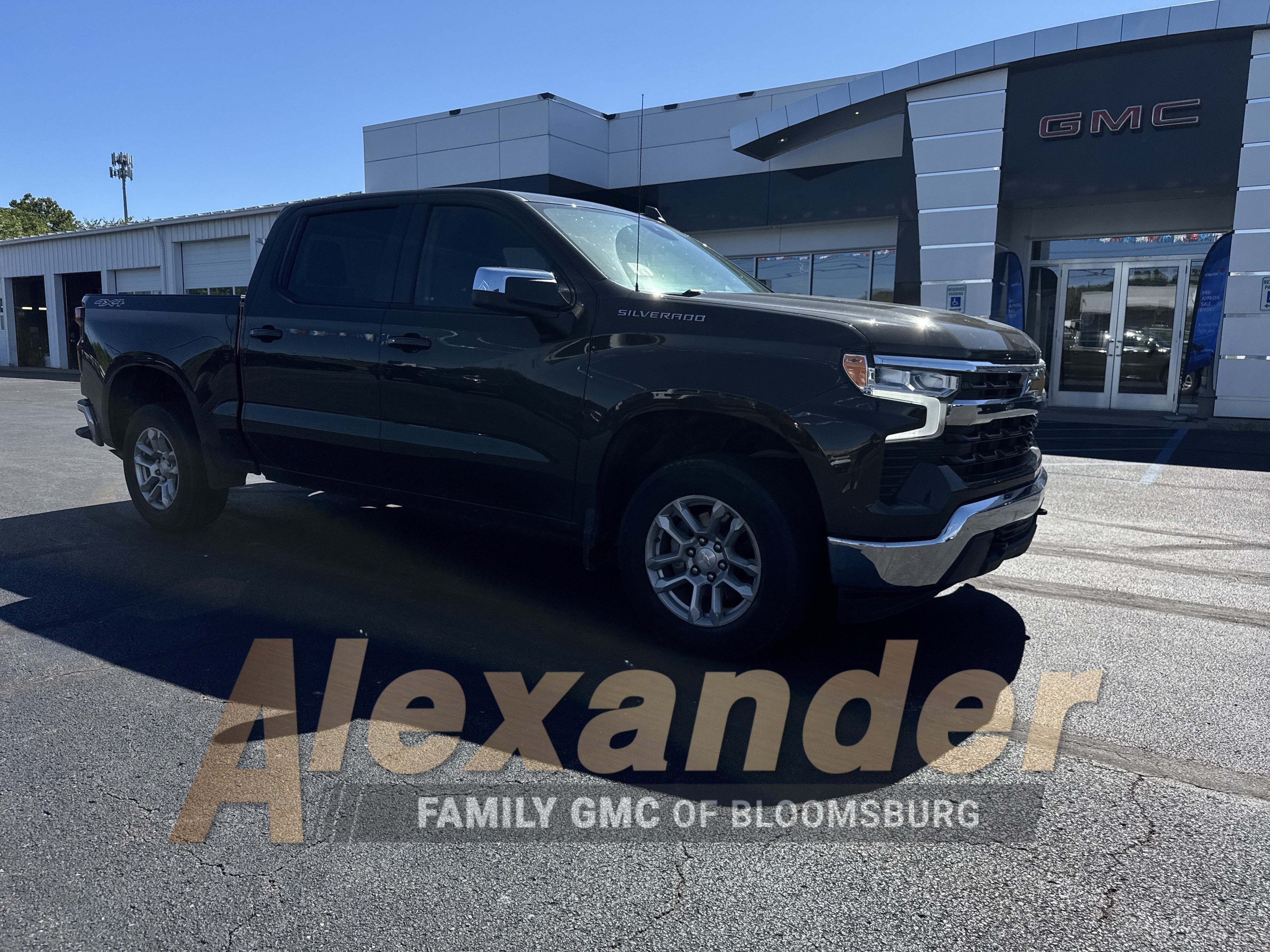 2023 Chevrolet Silverado 1500 LT