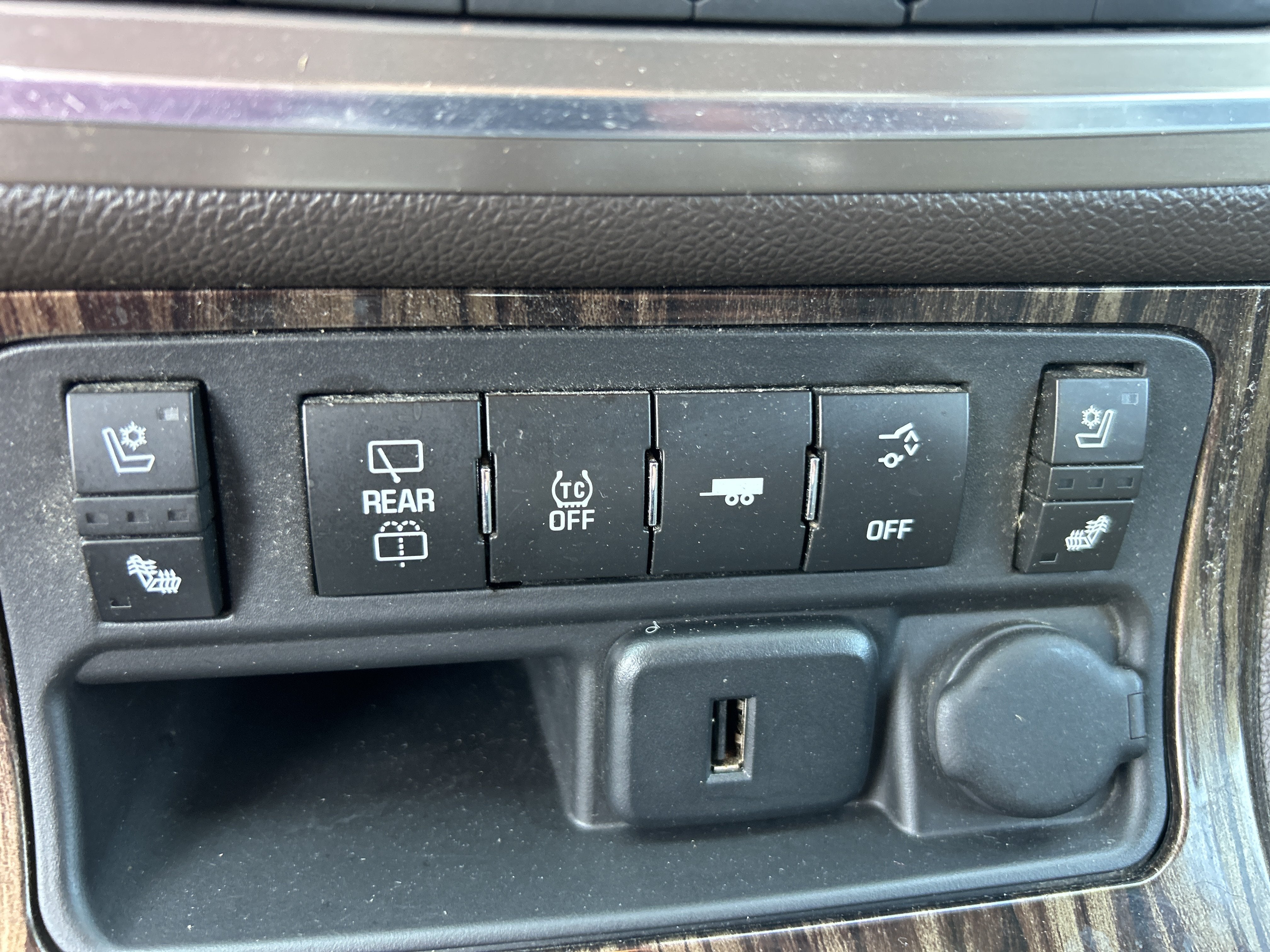 2016 GMC Acadia Denali