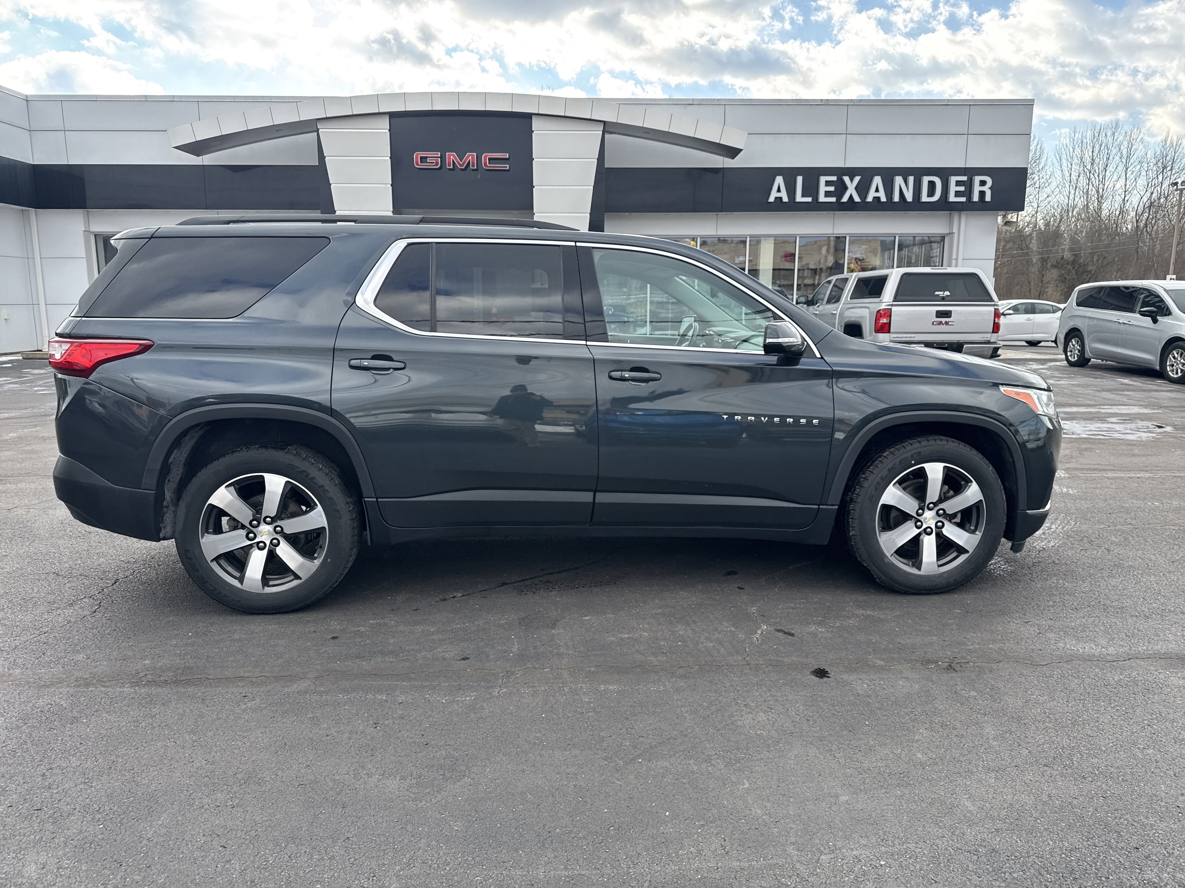 2019 Chevrolet Traverse LT Leather
