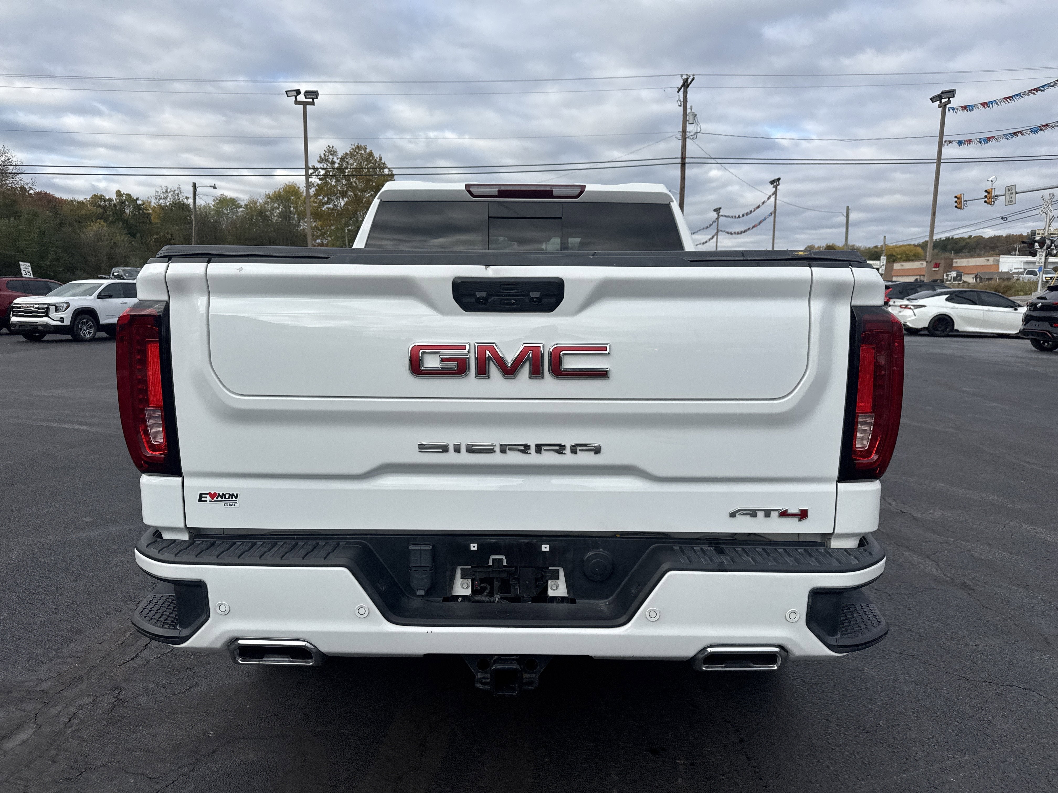 2024 GMC Sierra 1500 AT4