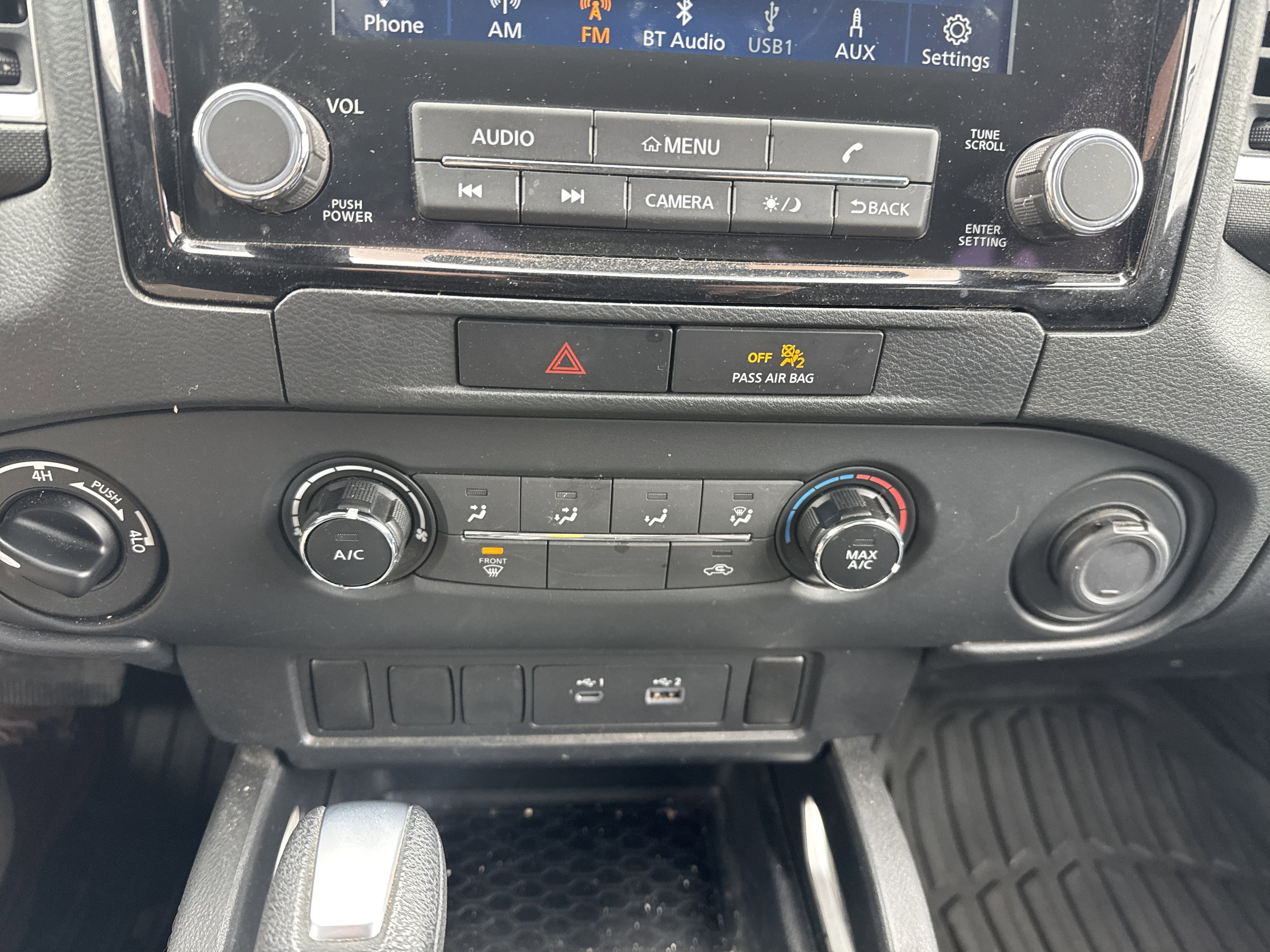 2022 Nissan Frontier SV