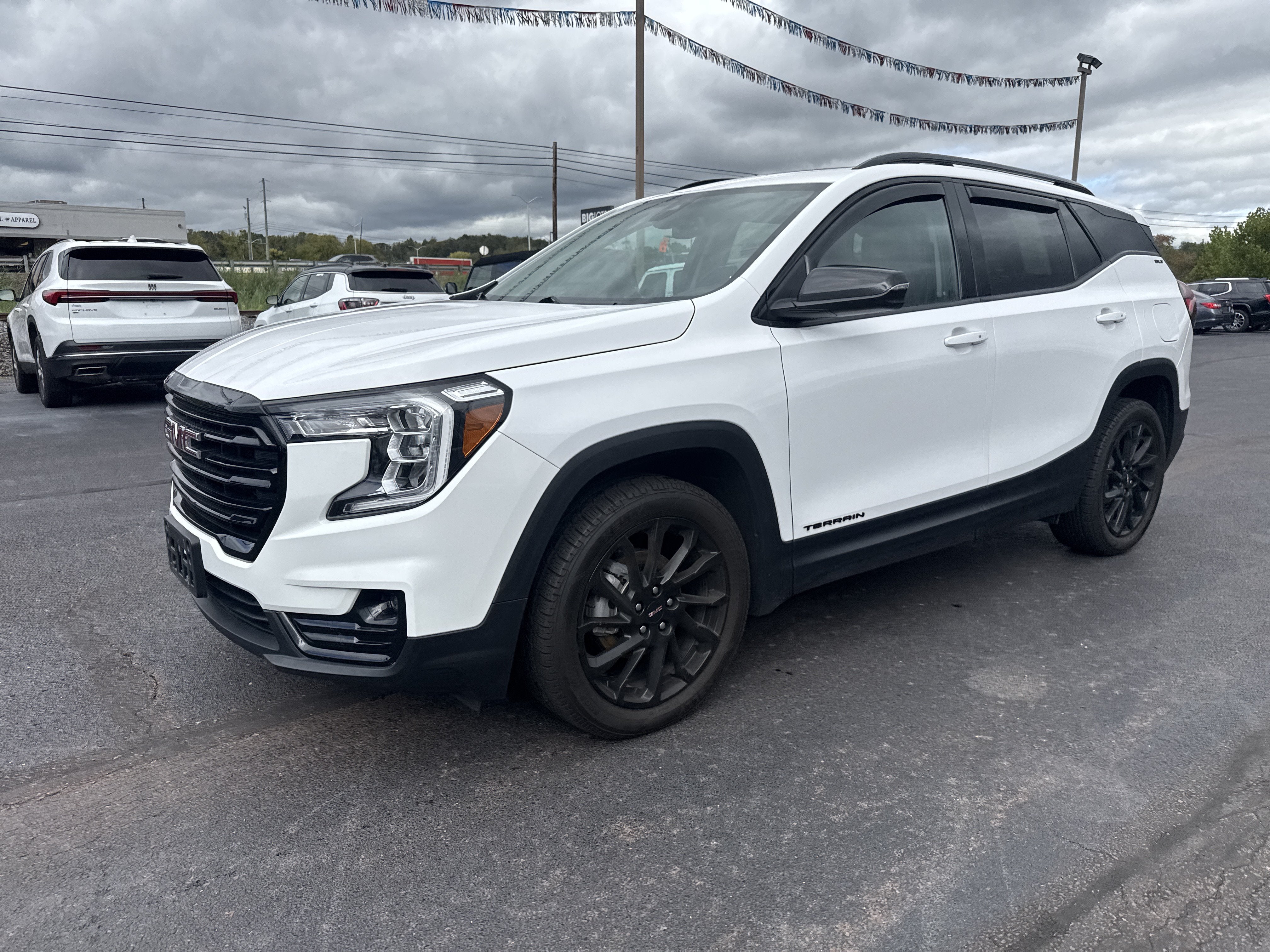 2023 GMC Terrain SLT