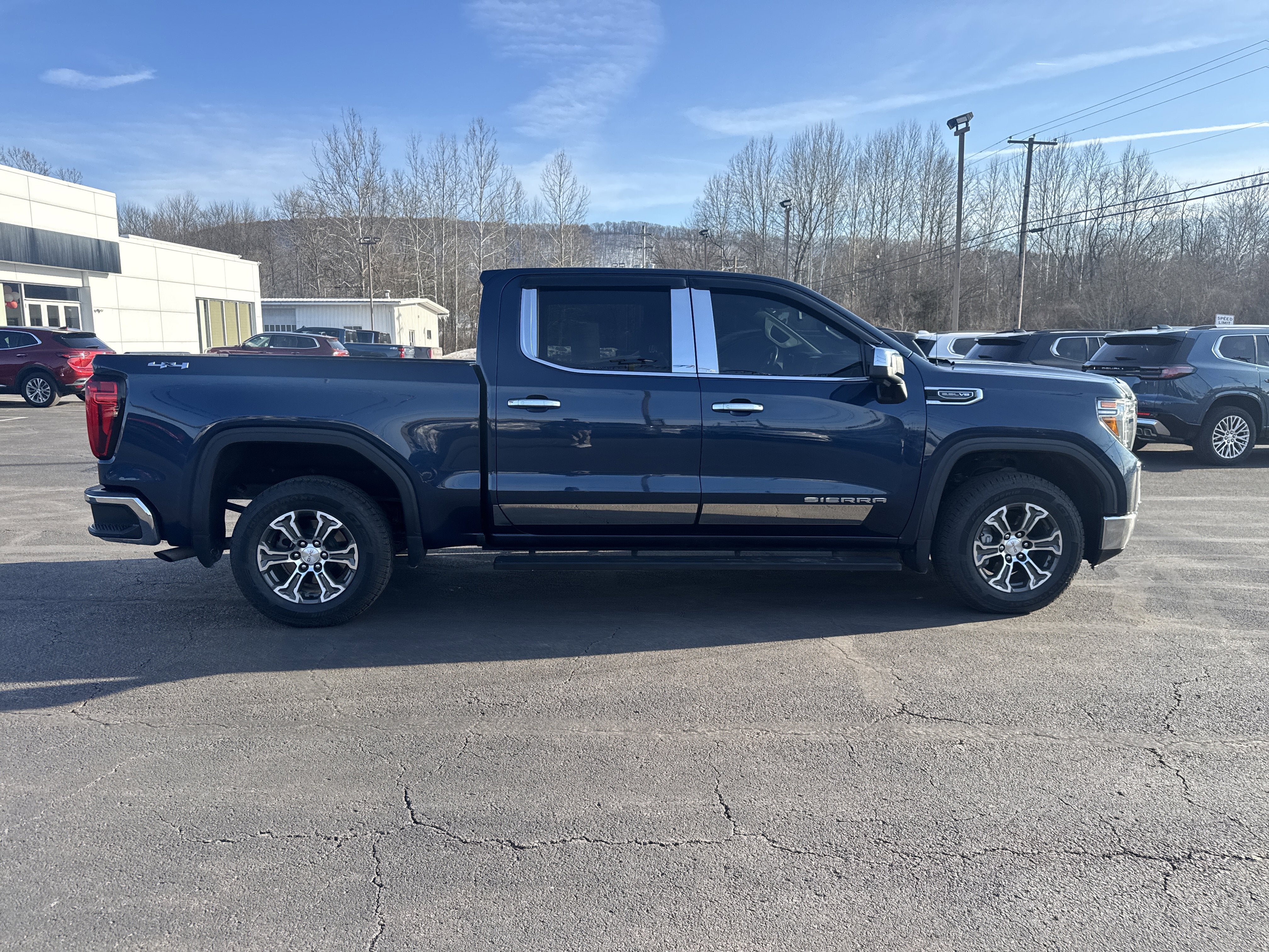 2020 GMC Sierra 1500 SLT