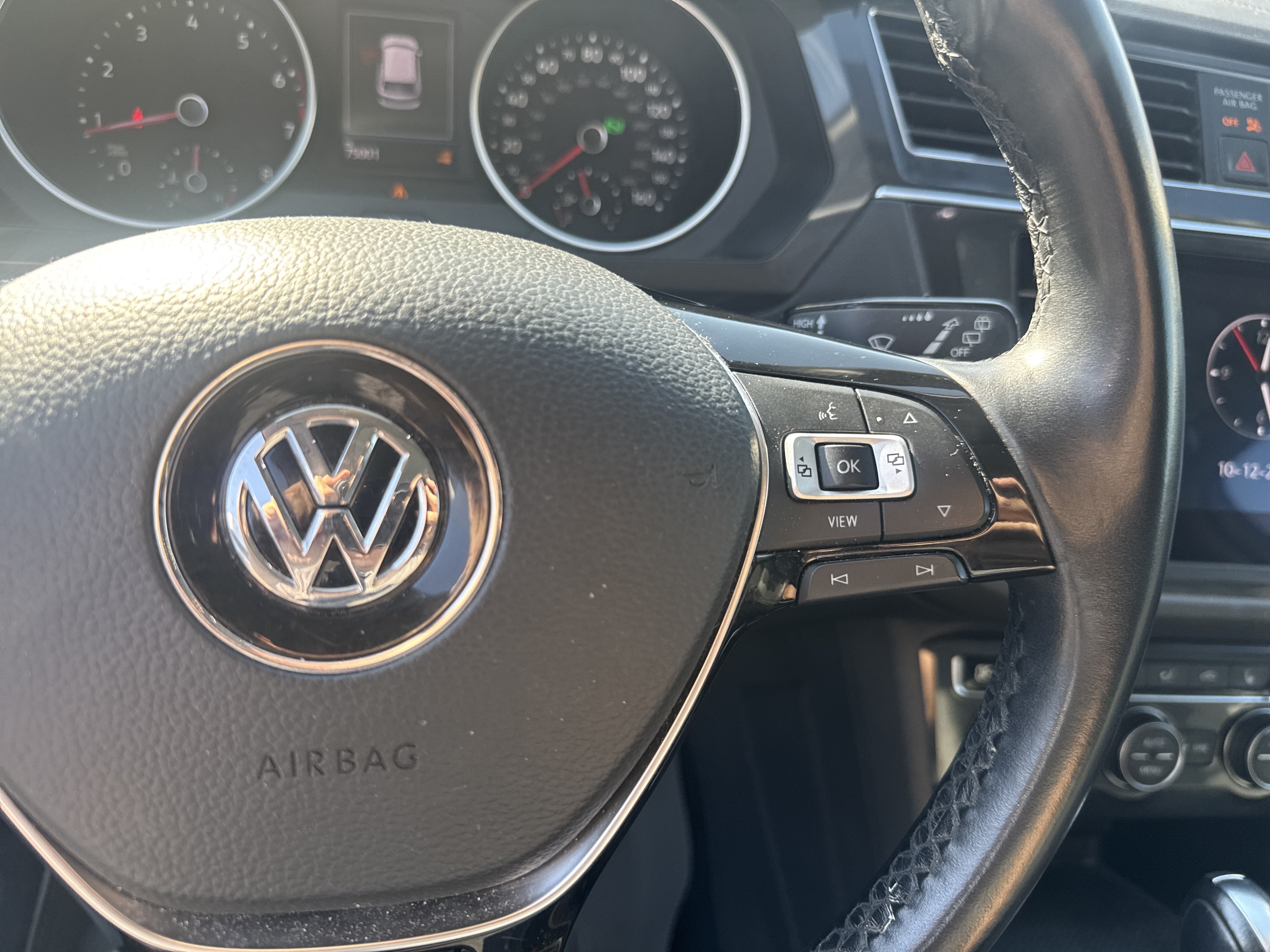 2019 Volkswagen Tiguan 2.0T SEL