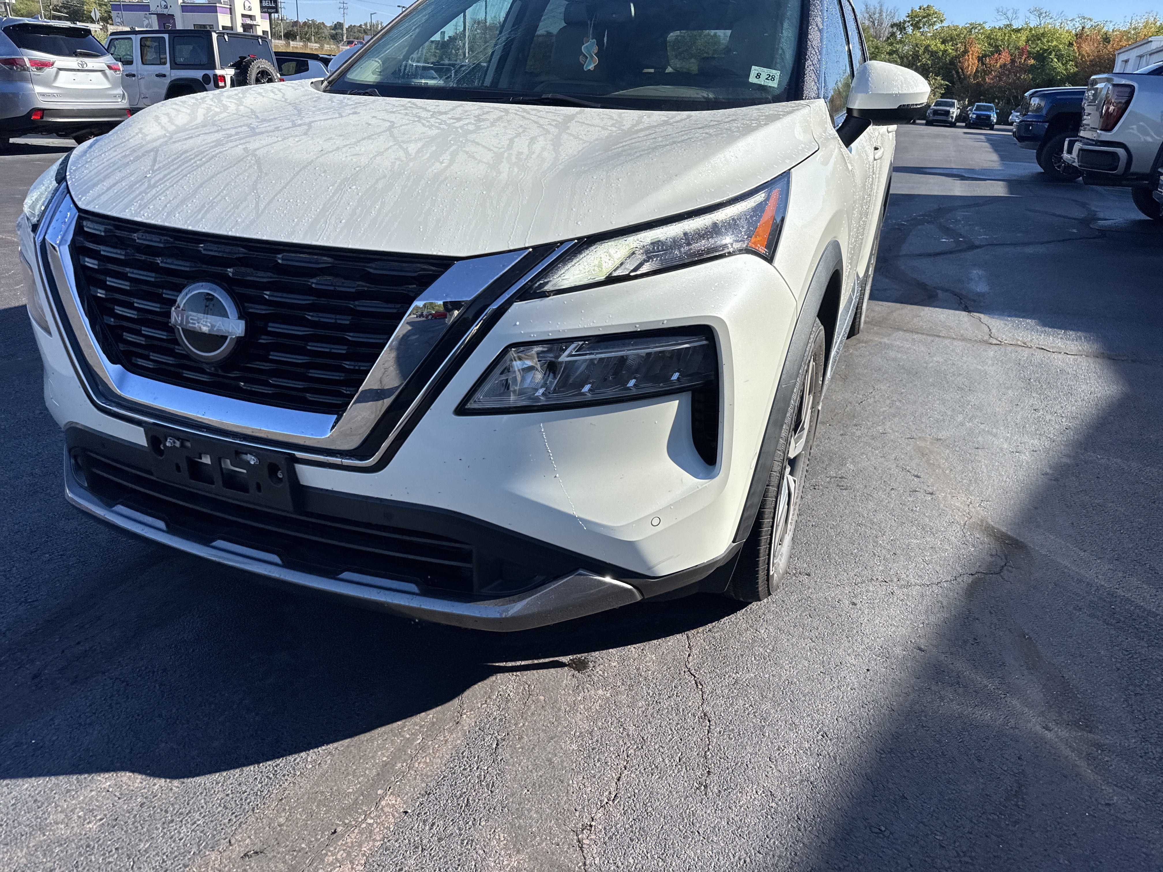 2023 Nissan Rogue SL Intelligent AWD