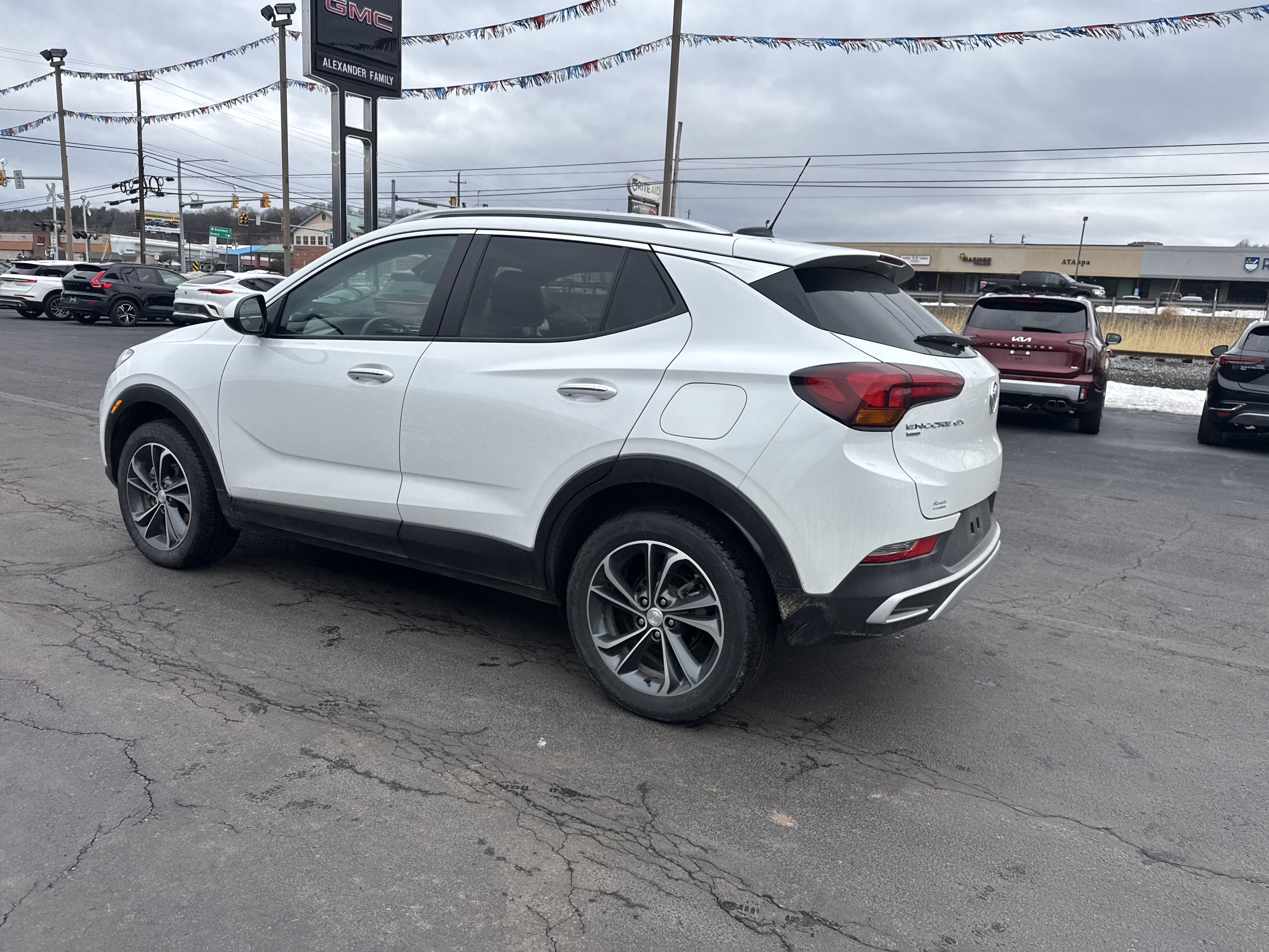 2023 Buick Encore GX Select