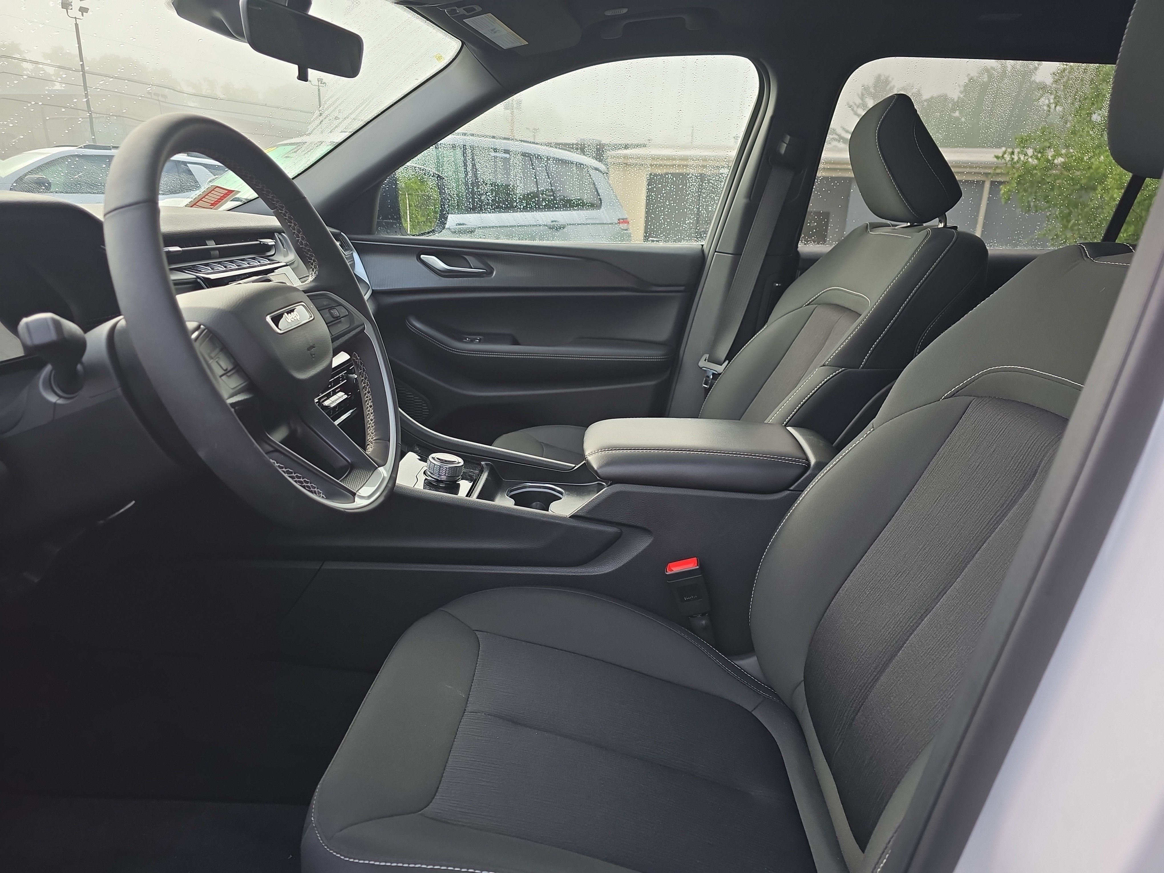 2025 Jeep Grand Cherokee L Laredo X