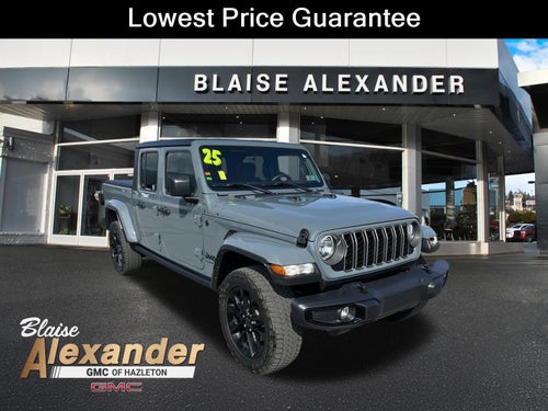 2025 Jeep Gladiator Nighthawk