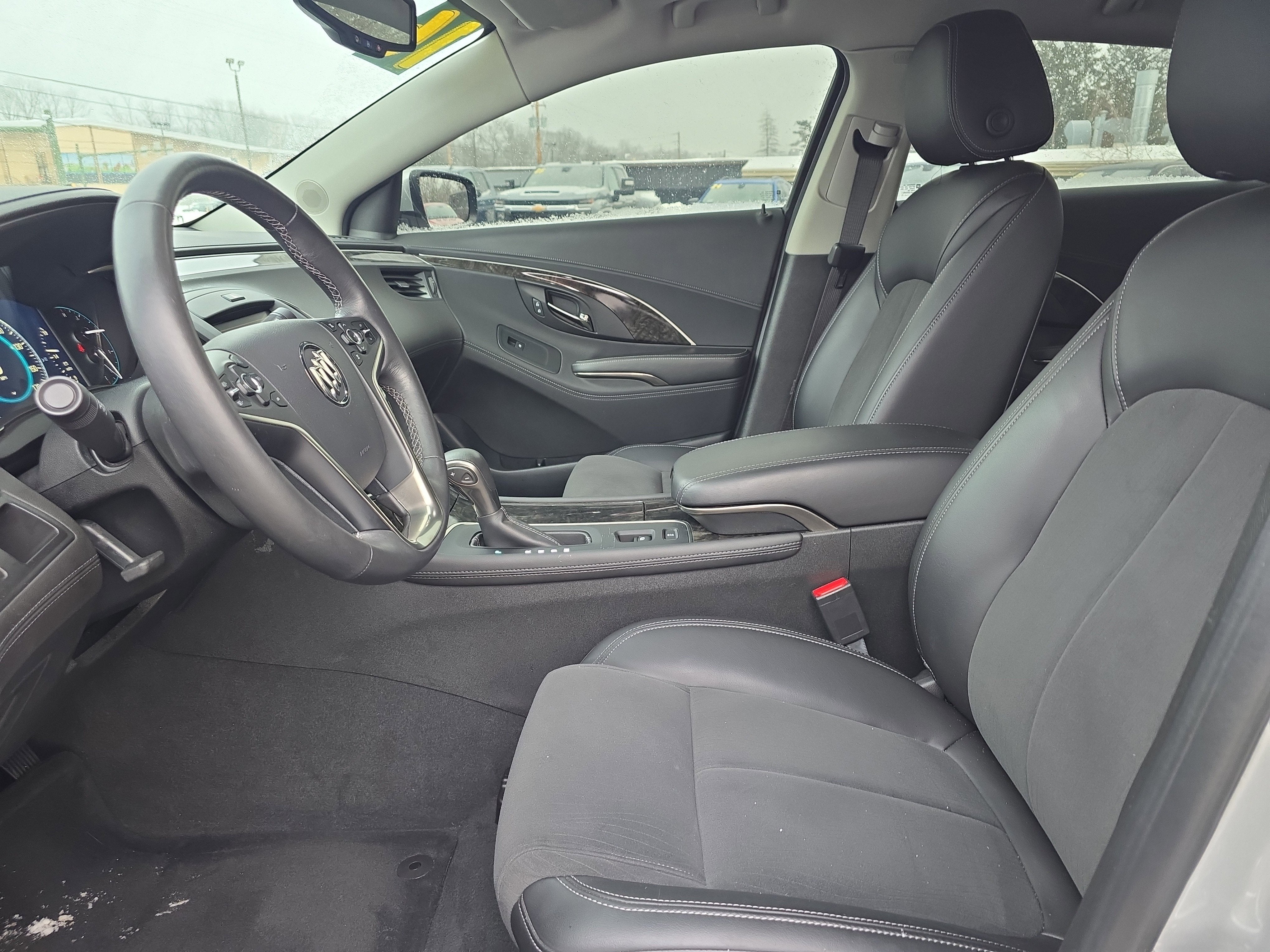 2016 Buick LaCrosse Base