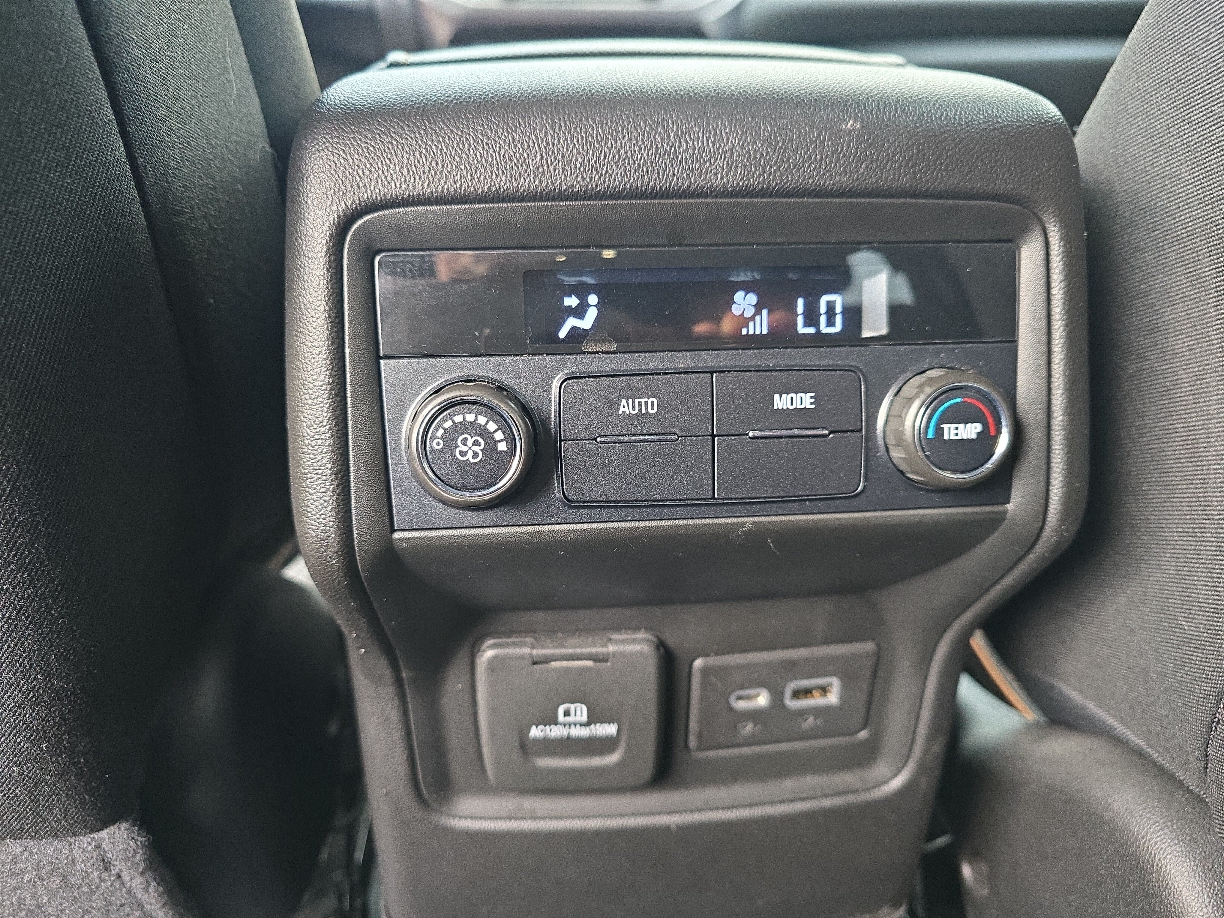 2021 GMC Acadia AT4