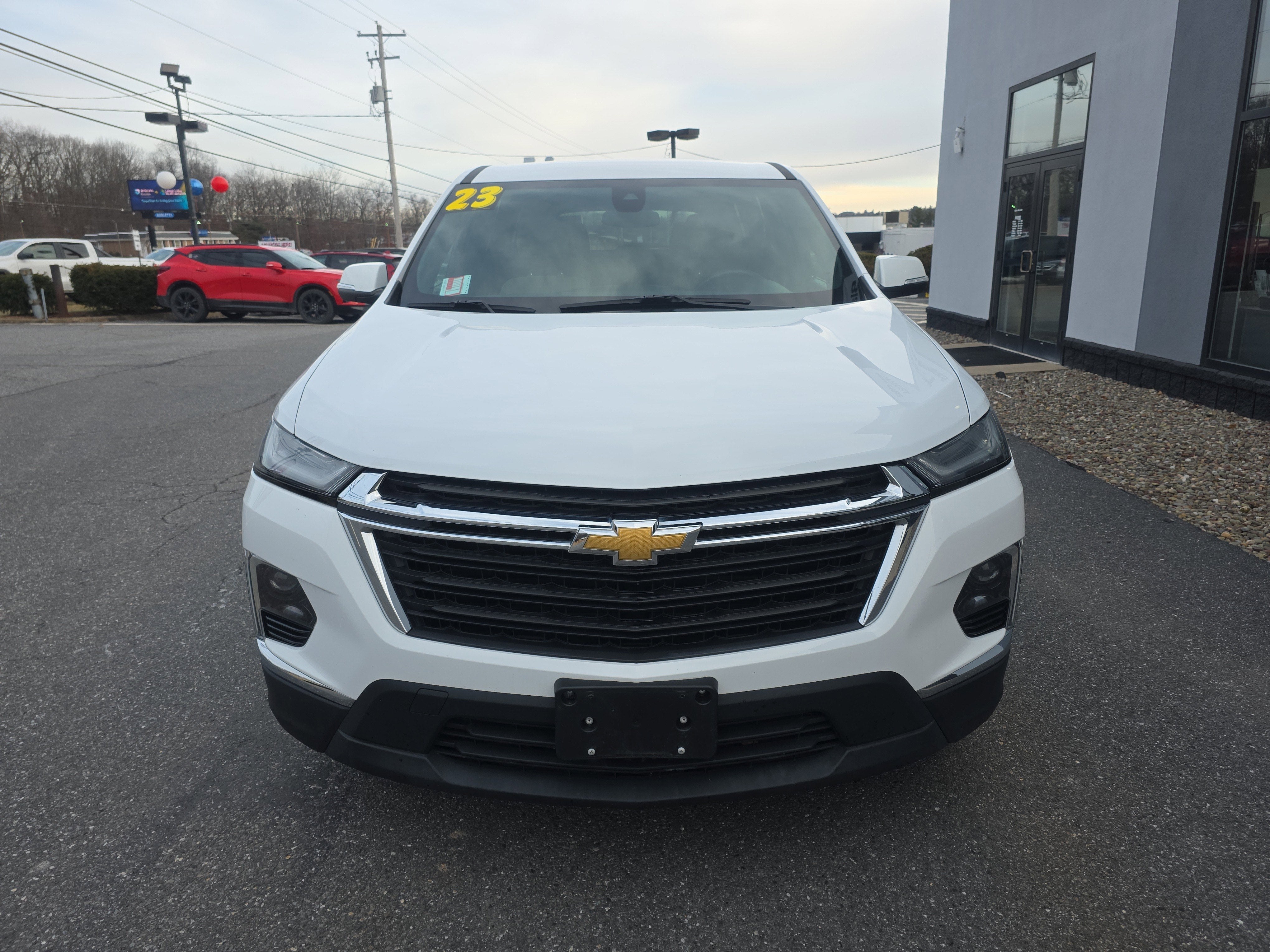 2023 Chevrolet Traverse LS