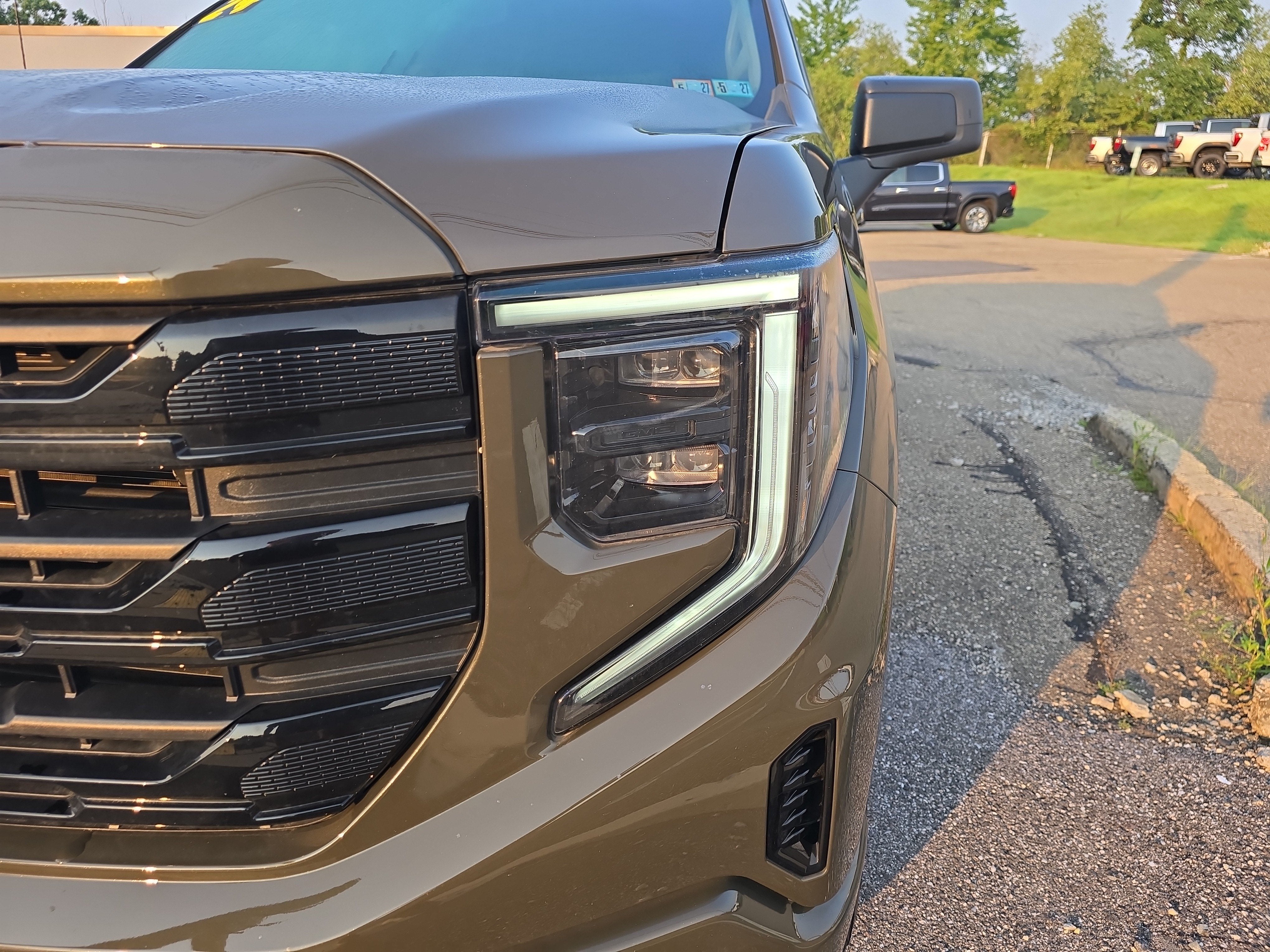 2024 GMC Sierra 1500 Elevation