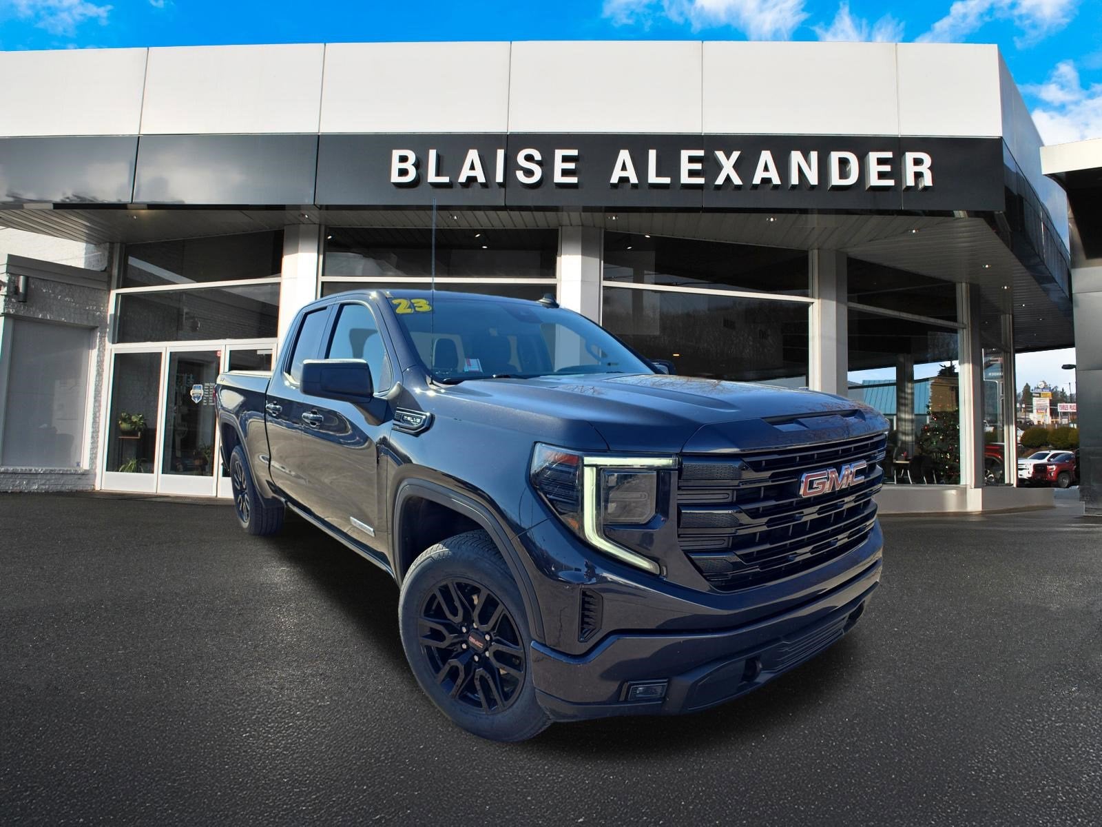 2023 GMC Sierra 1500 Elevation