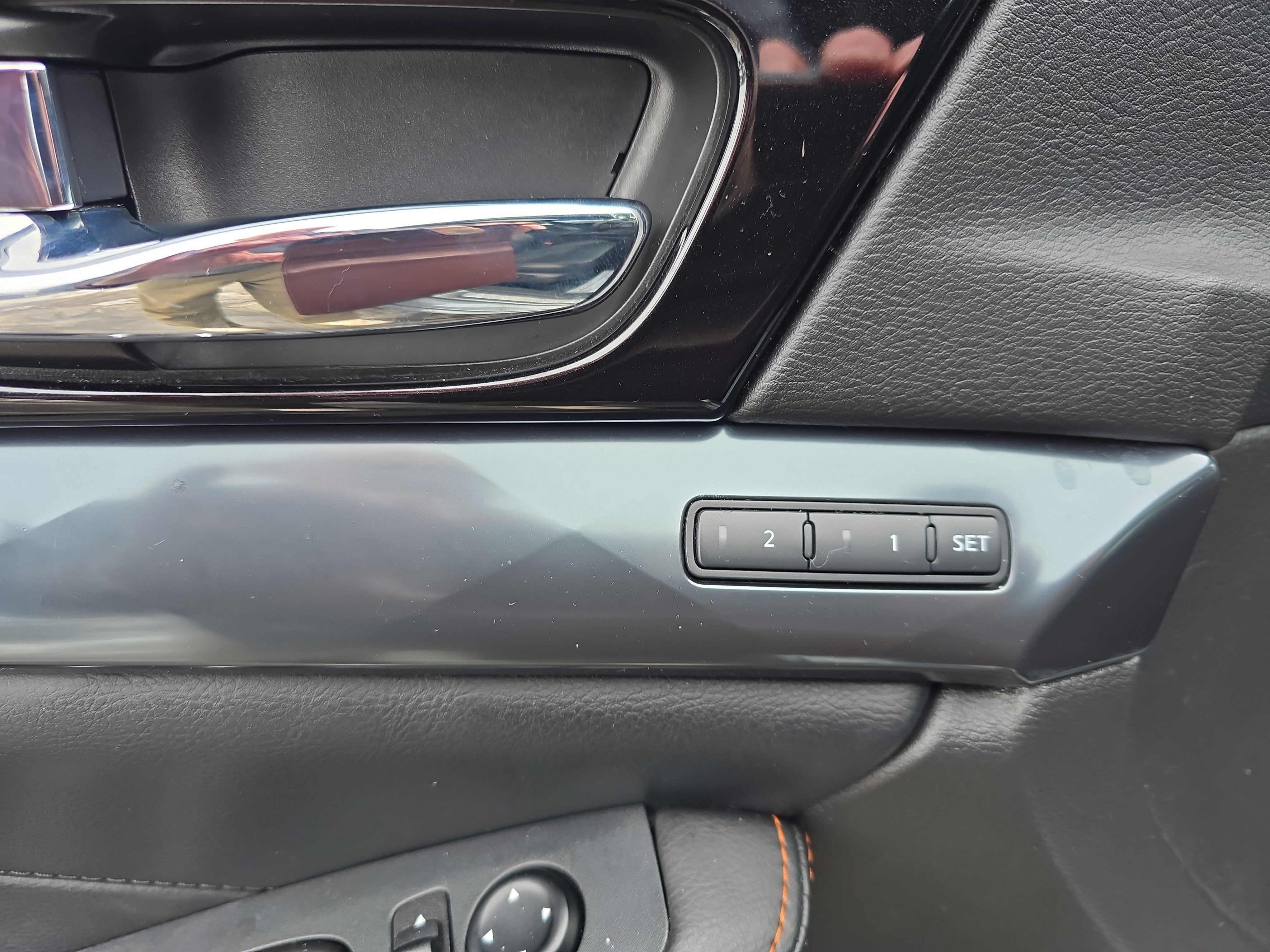 2020 Nissan Maxima SR