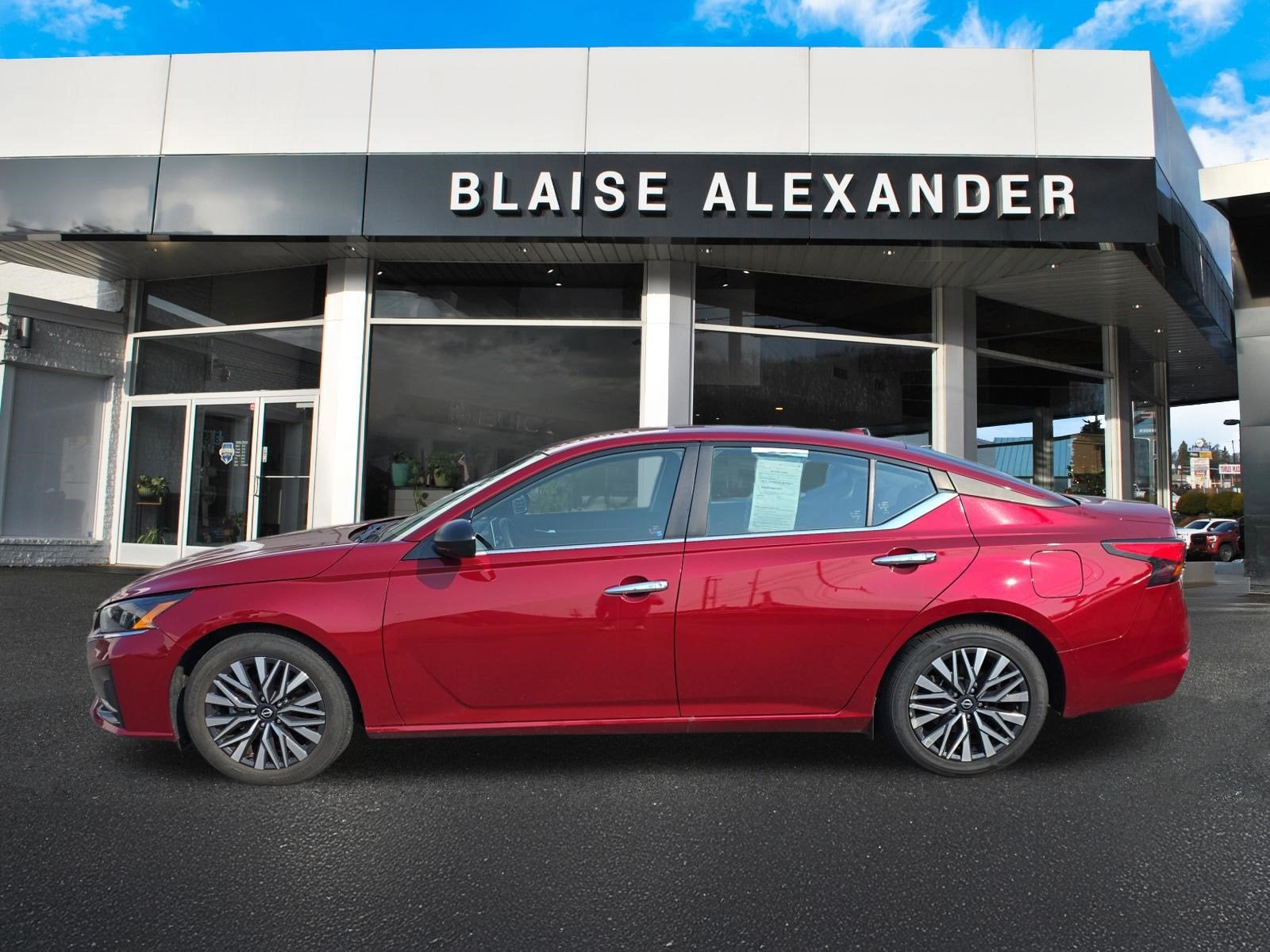 2025 Nissan Altima SV