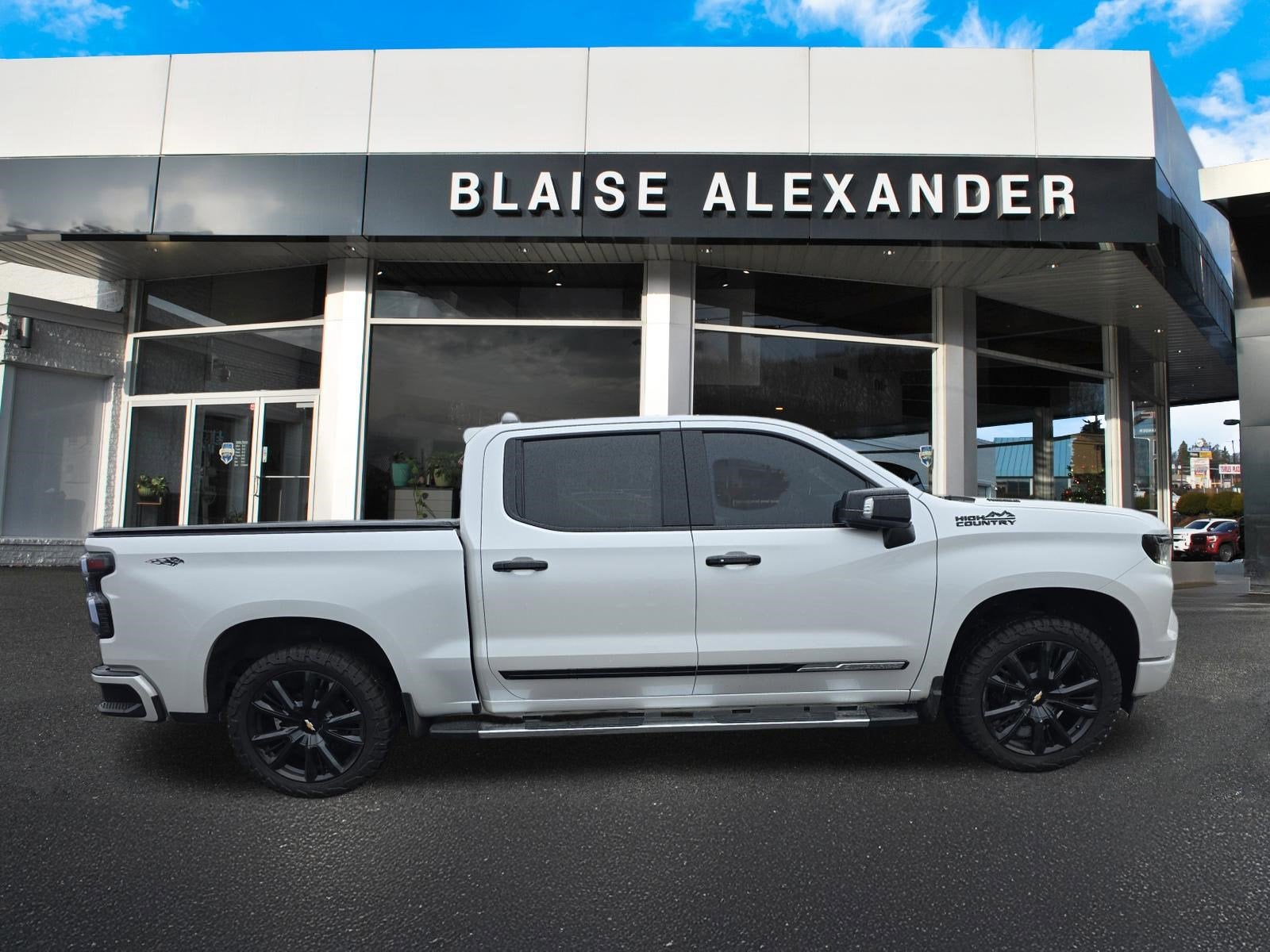 2023 Chevrolet Silverado 1500 High Country