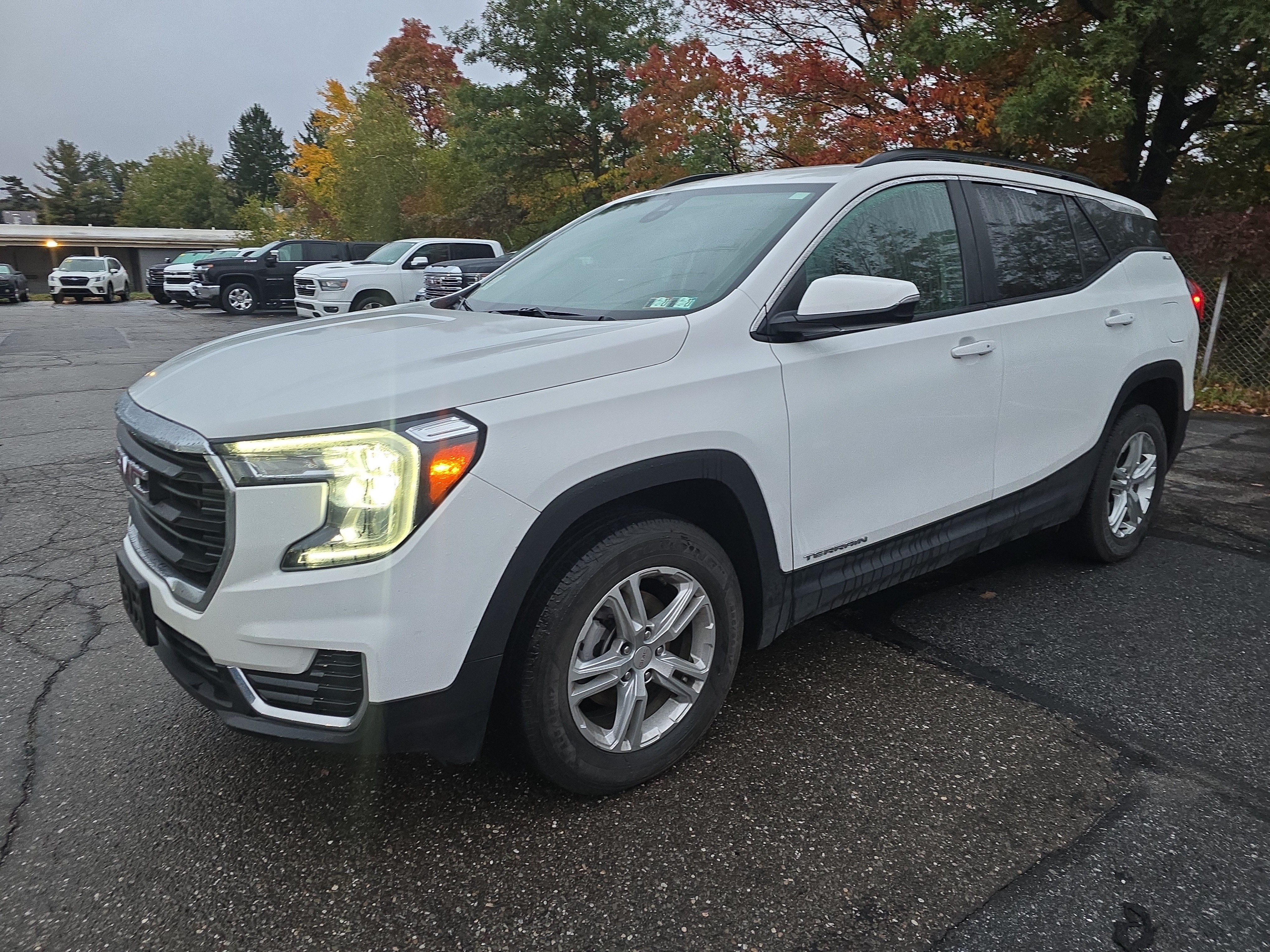 2023 GMC Terrain SLE