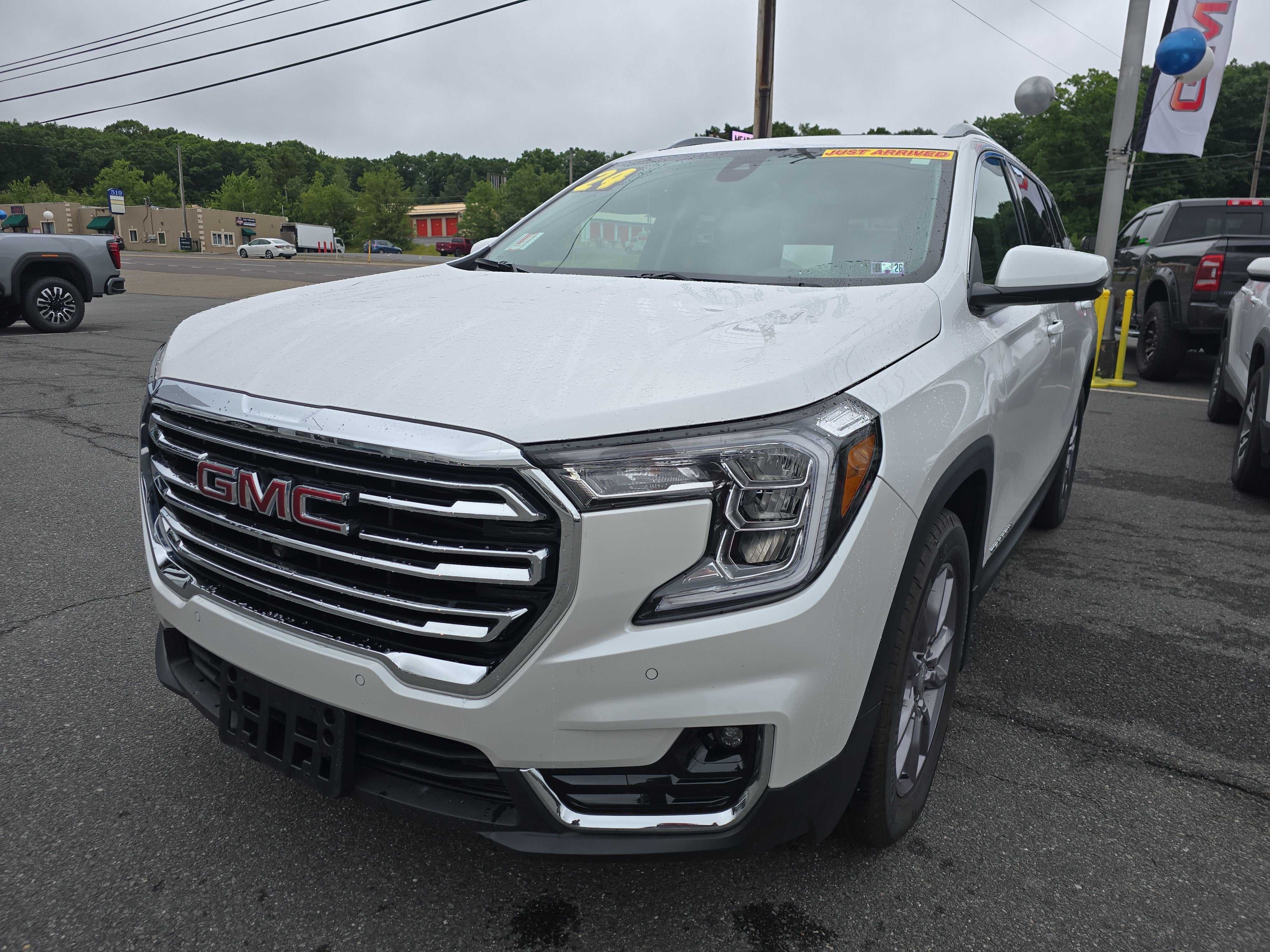 2024 GMC Terrain SLT