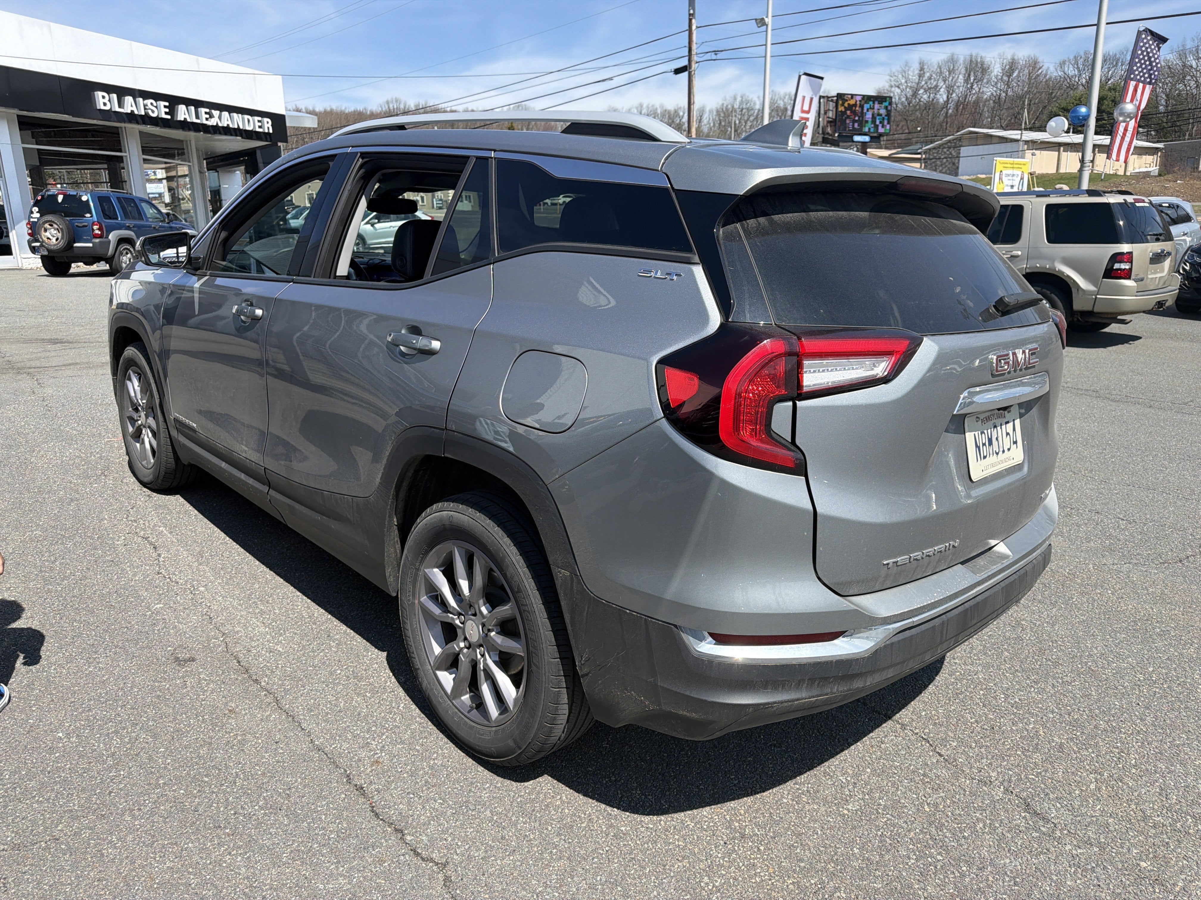2024 GMC Terrain SLT