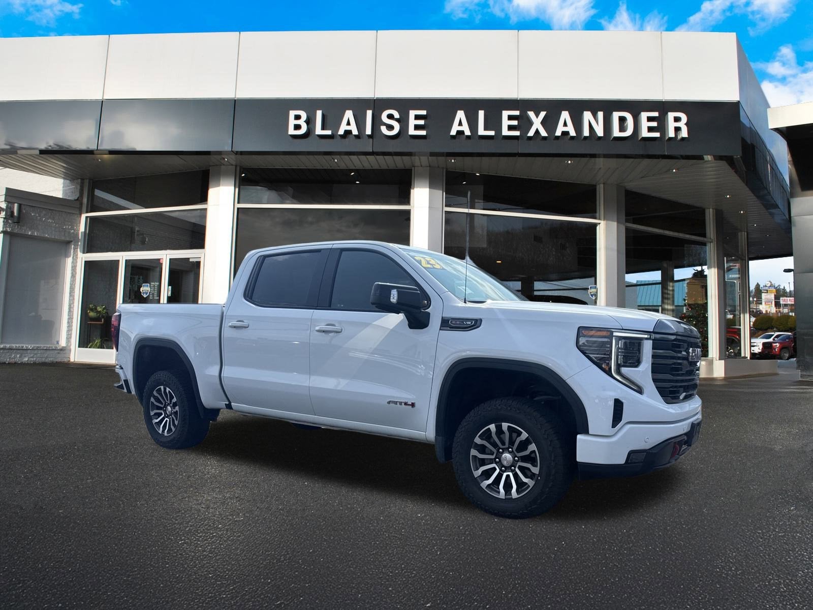 2023 GMC Sierra 1500 AT4