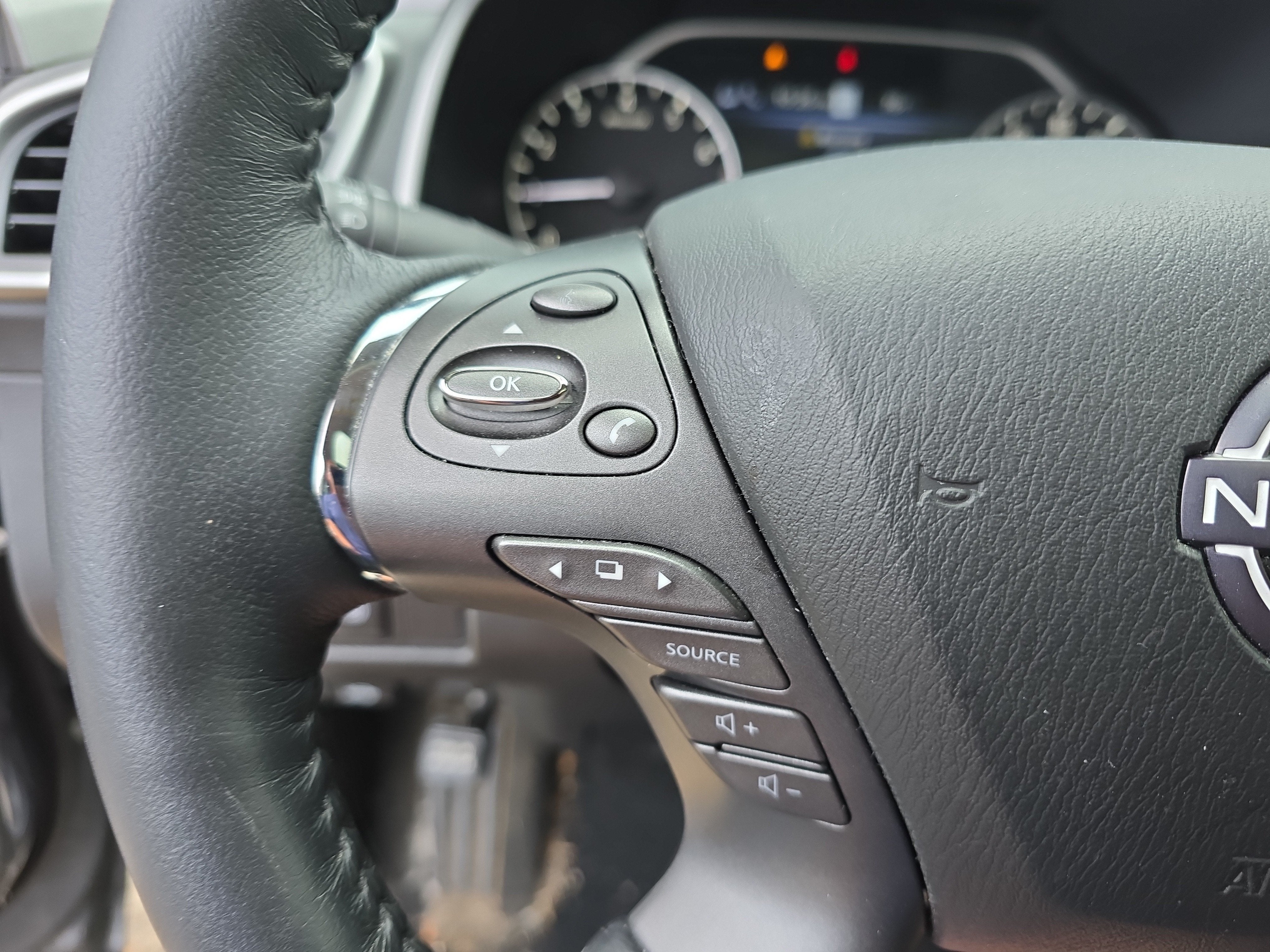 2023 Nissan Murano SL