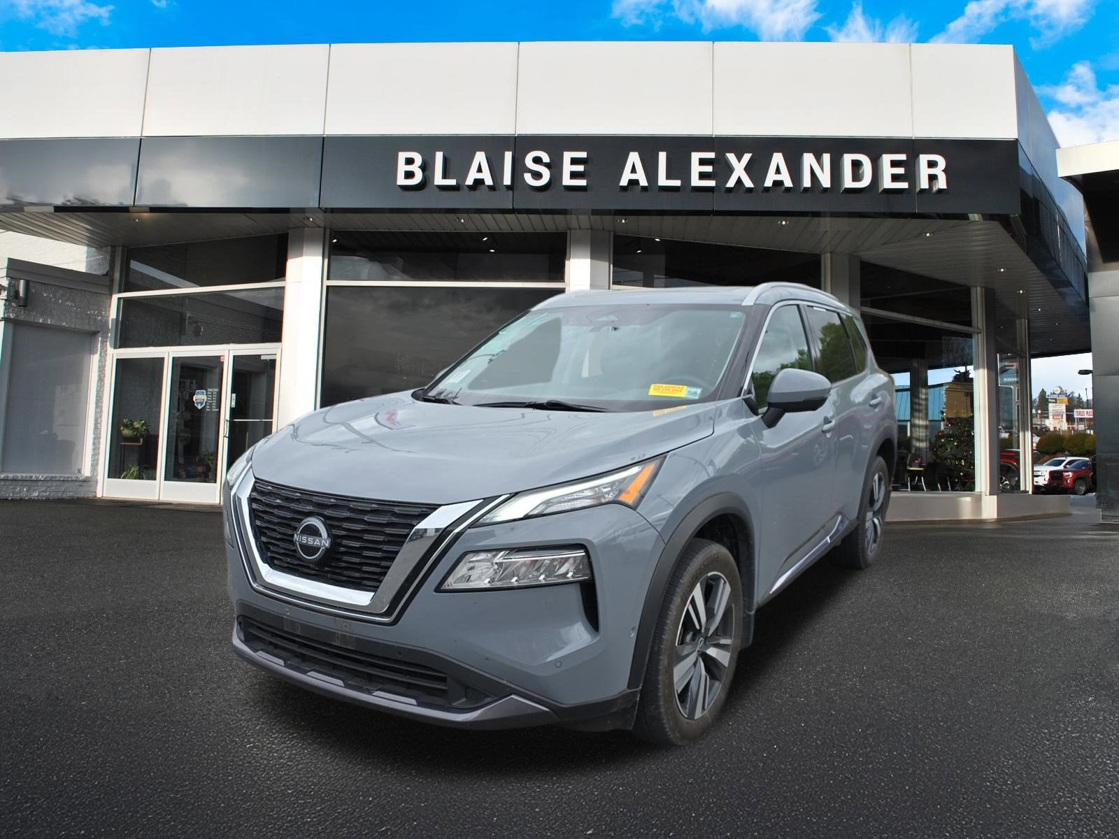 2023 Nissan Rogue SL