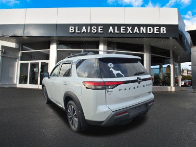 2026 Nissan Pathfinder Platinum