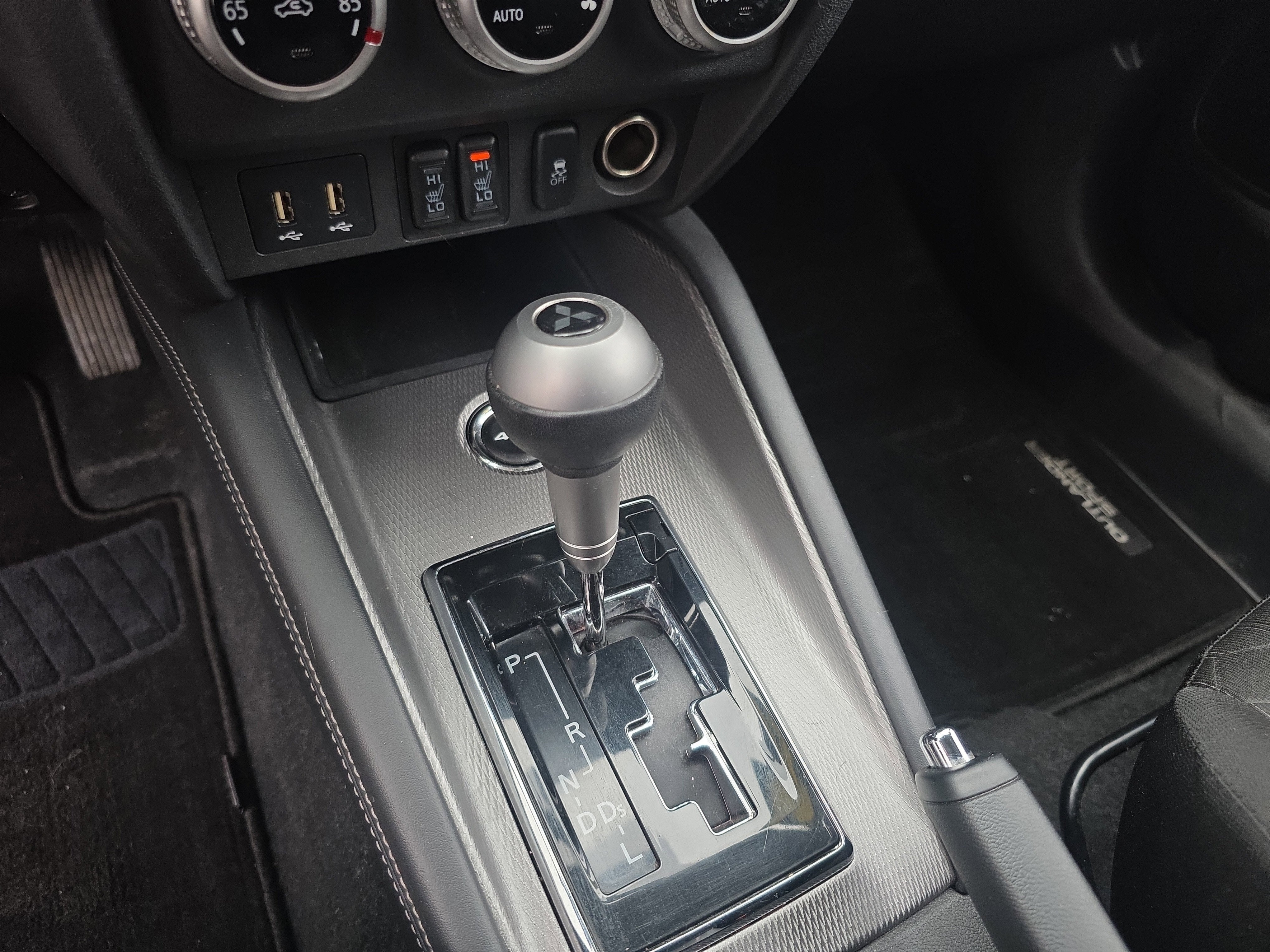 2020 Mitsubishi Outlander Sport ES 2.0