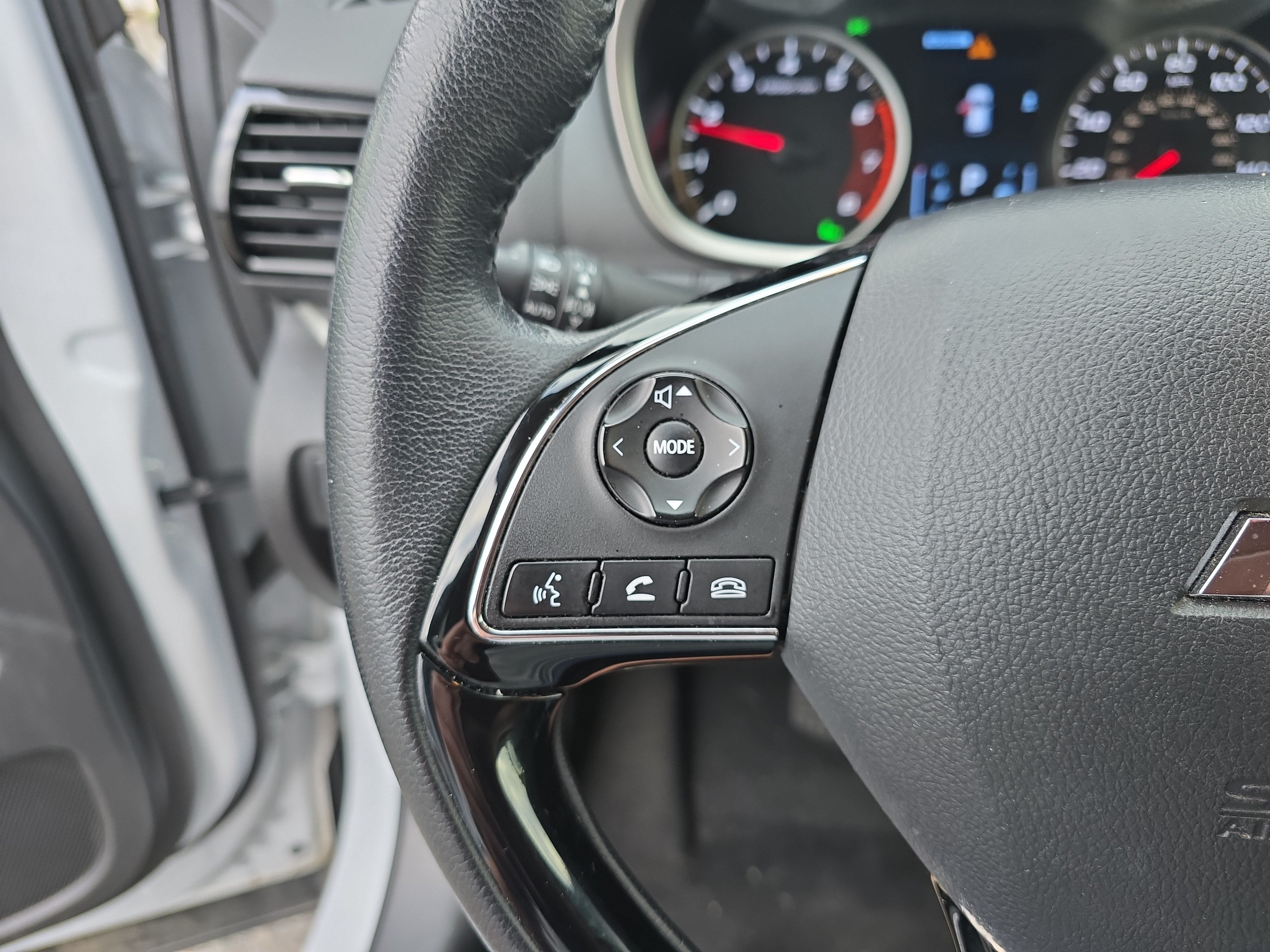 2025 Mitsubishi Eclipse Cross SE