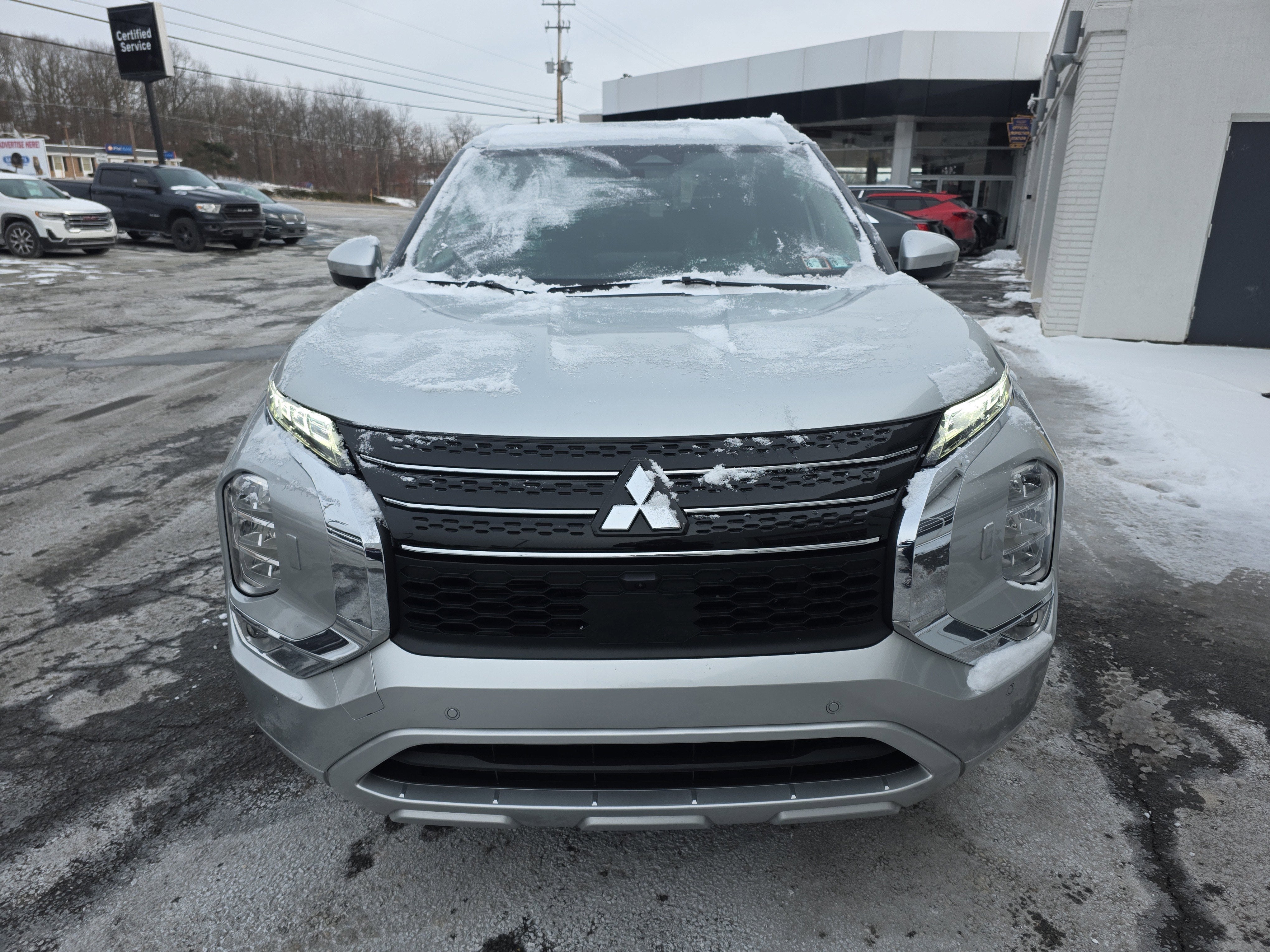 2024 Mitsubishi Outlander SEL