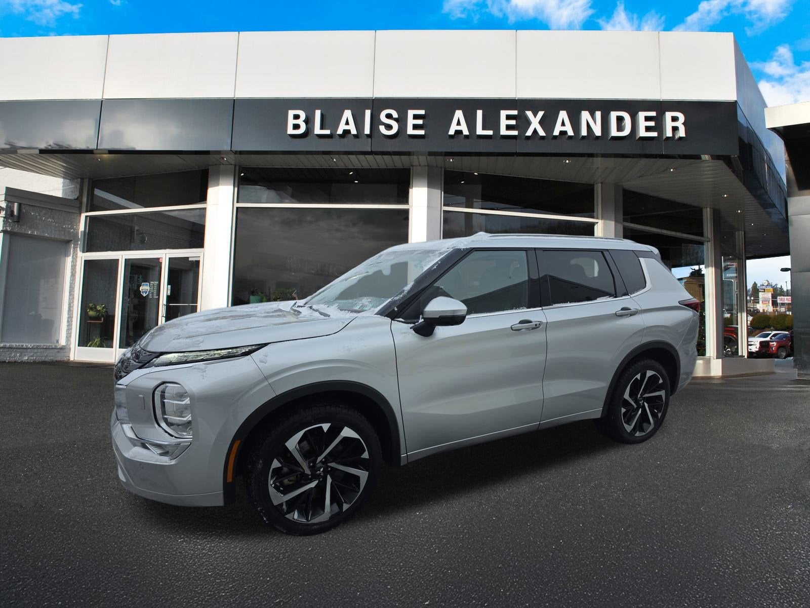 2024 Mitsubishi Outlander SEL