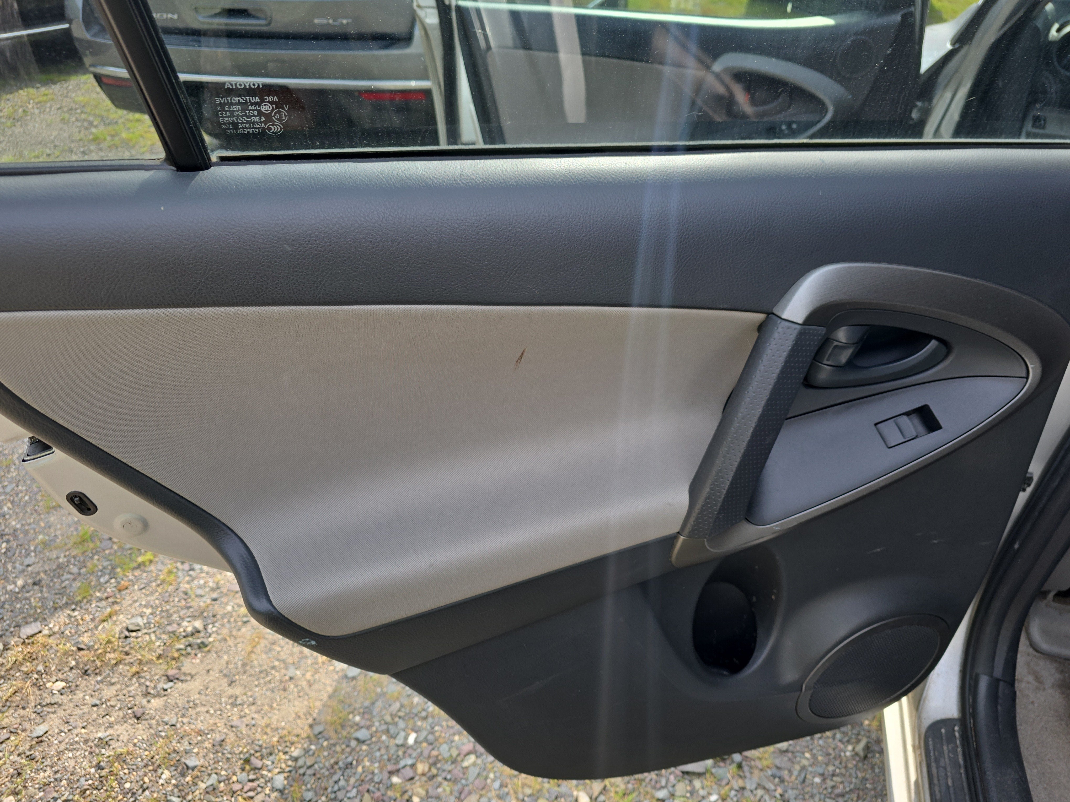 2009 Toyota RAV4 4DR 4WD 4CYL