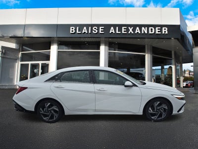 2025 Hyundai Elantra SEL Convenience