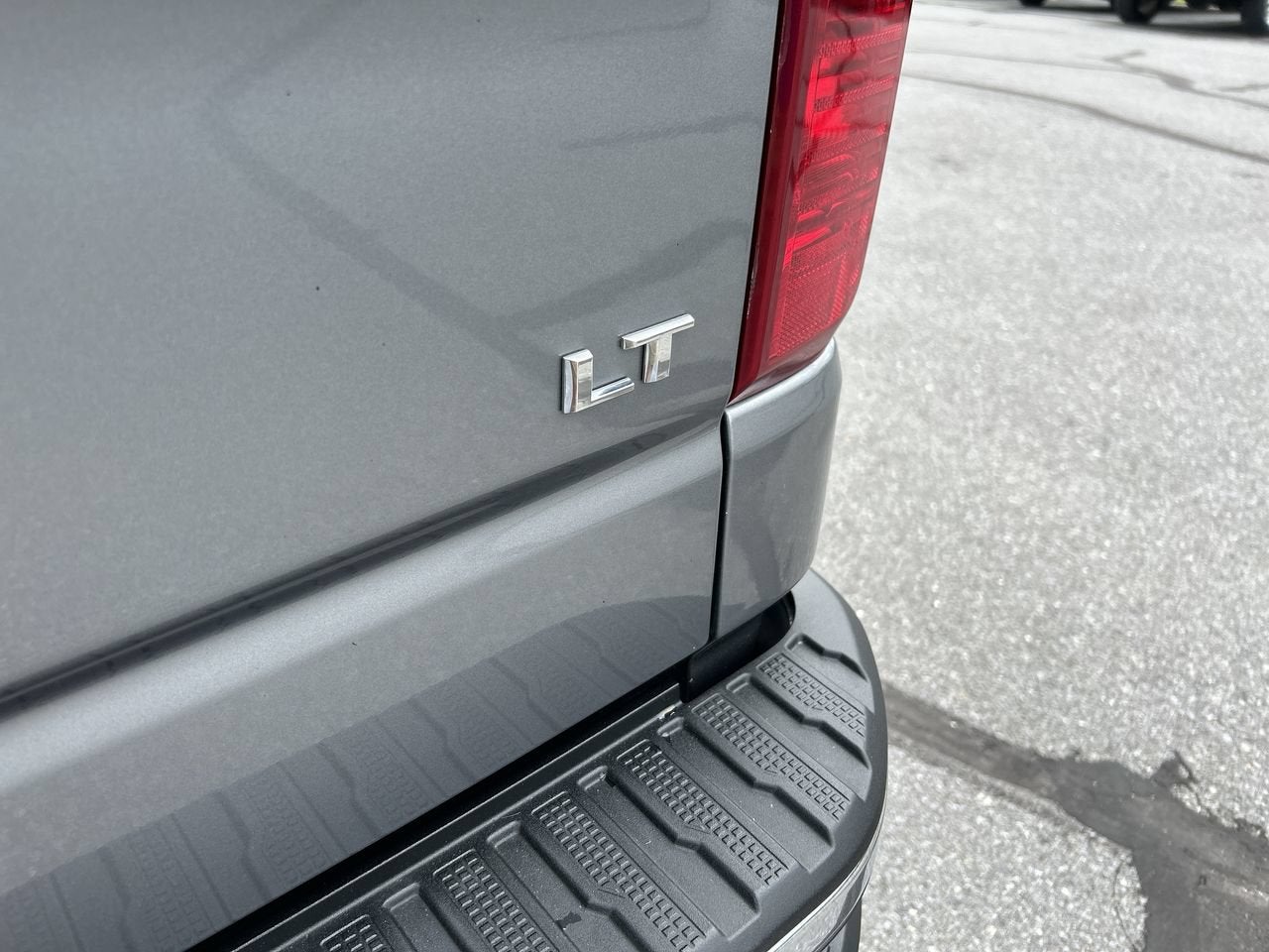 2022 Chevrolet Silverado 1500 LTD LT (2FL)