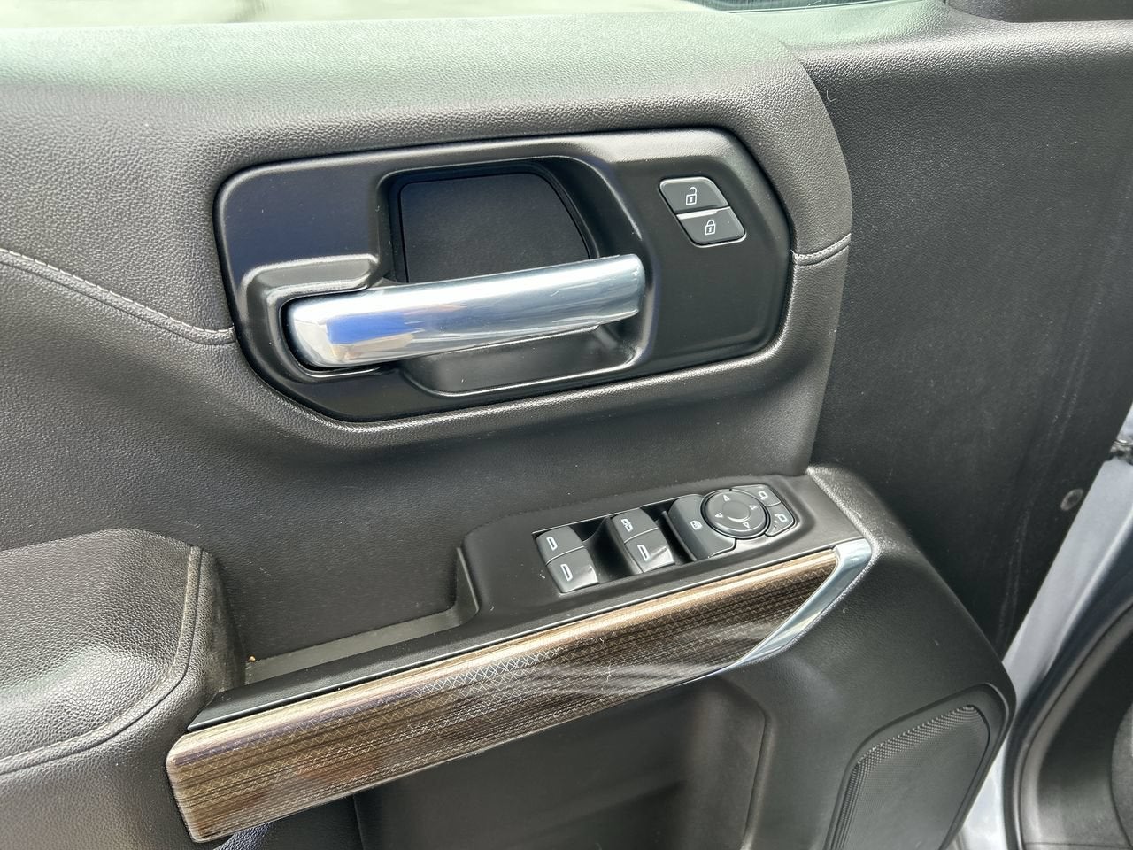 2022 Chevrolet Silverado 1500 LTD LT (2FL)