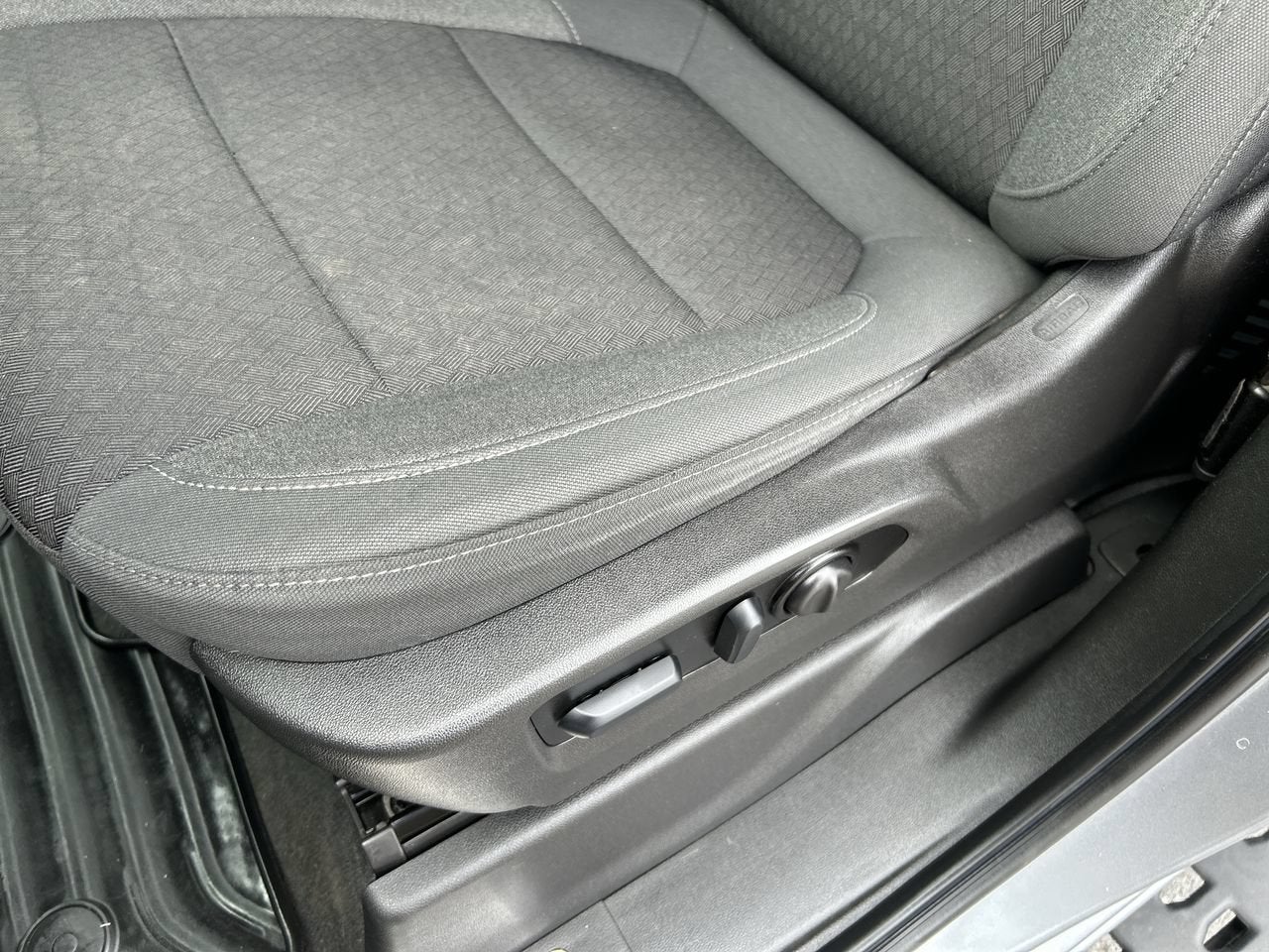 2022 Chevrolet Silverado 1500 LTD LT (2FL)