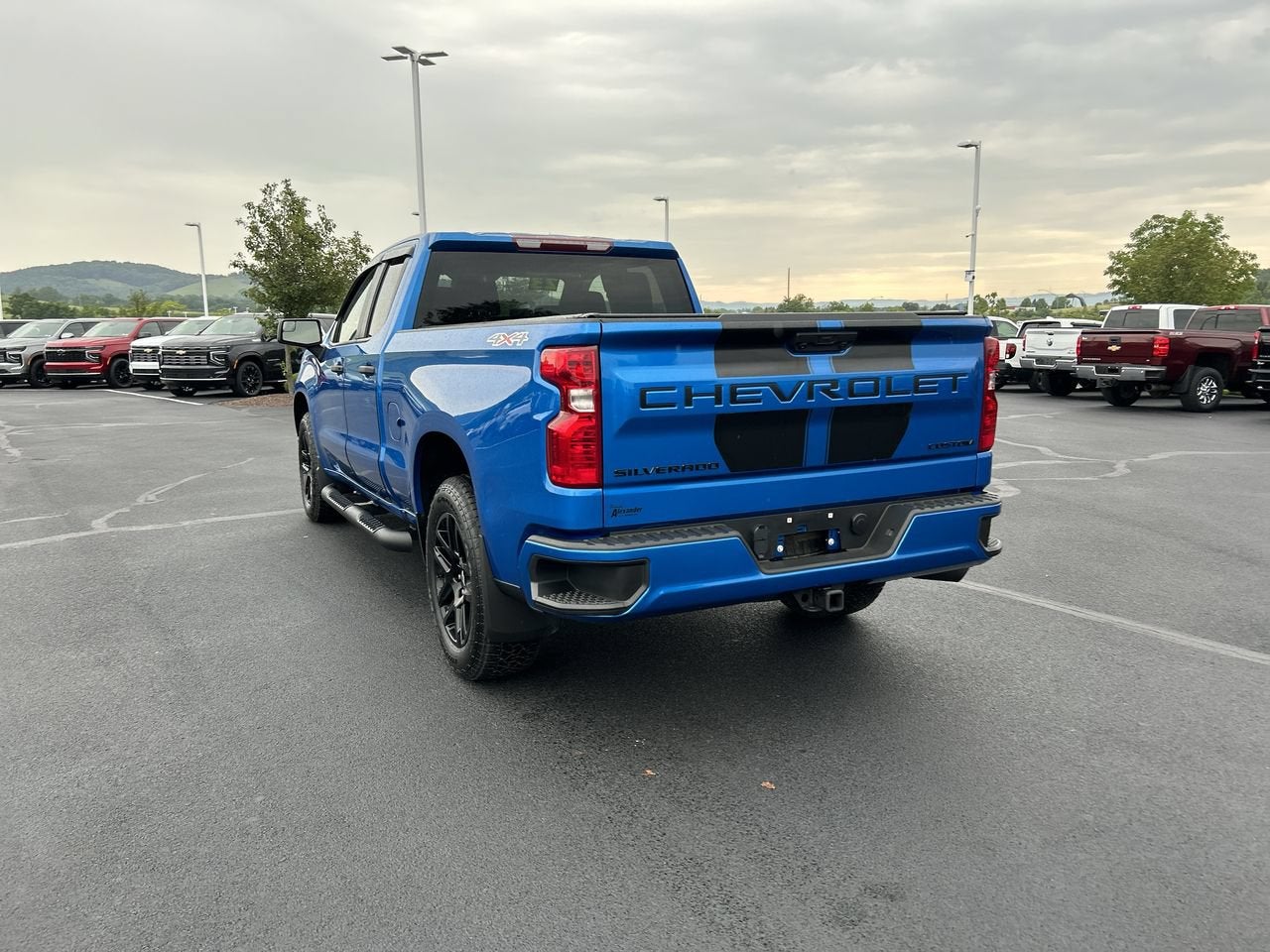 2023 Chevrolet Silverado 1500 Custom
