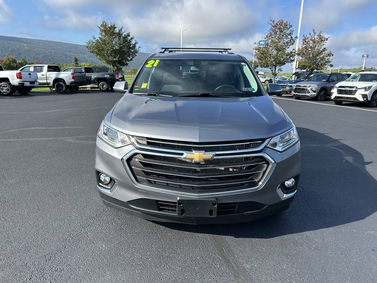 2021 Chevrolet Traverse LT Cloth