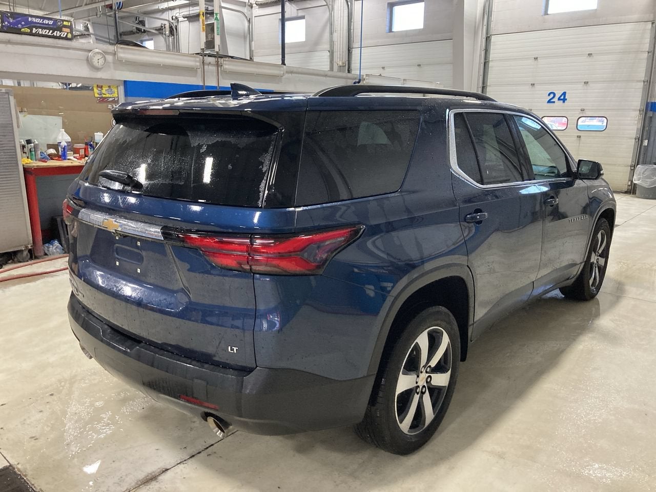 2023 Chevrolet Traverse LT Leather