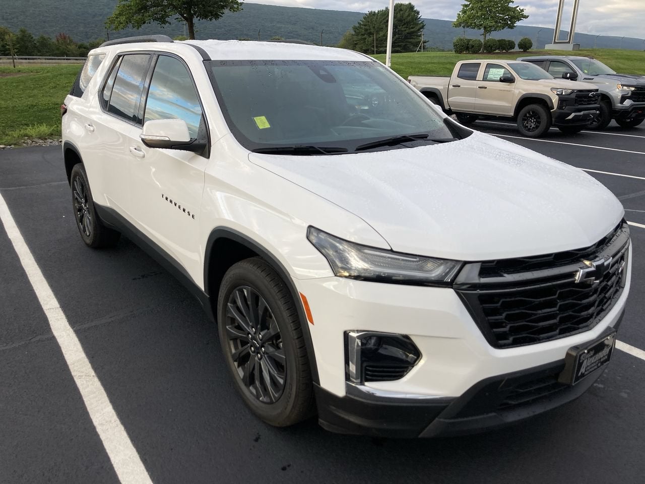 2023 Chevrolet Traverse RS