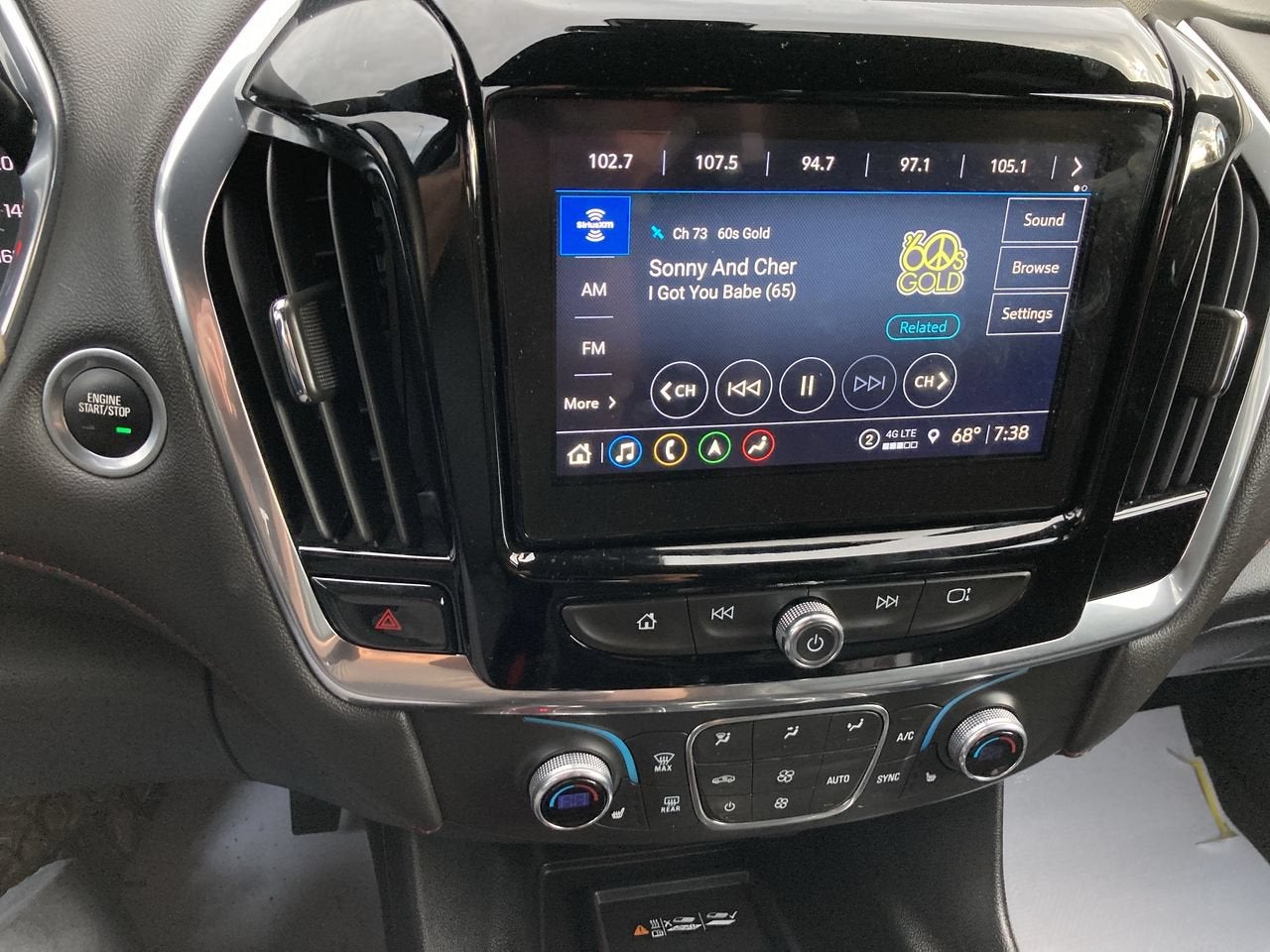 2023 Chevrolet Traverse RS