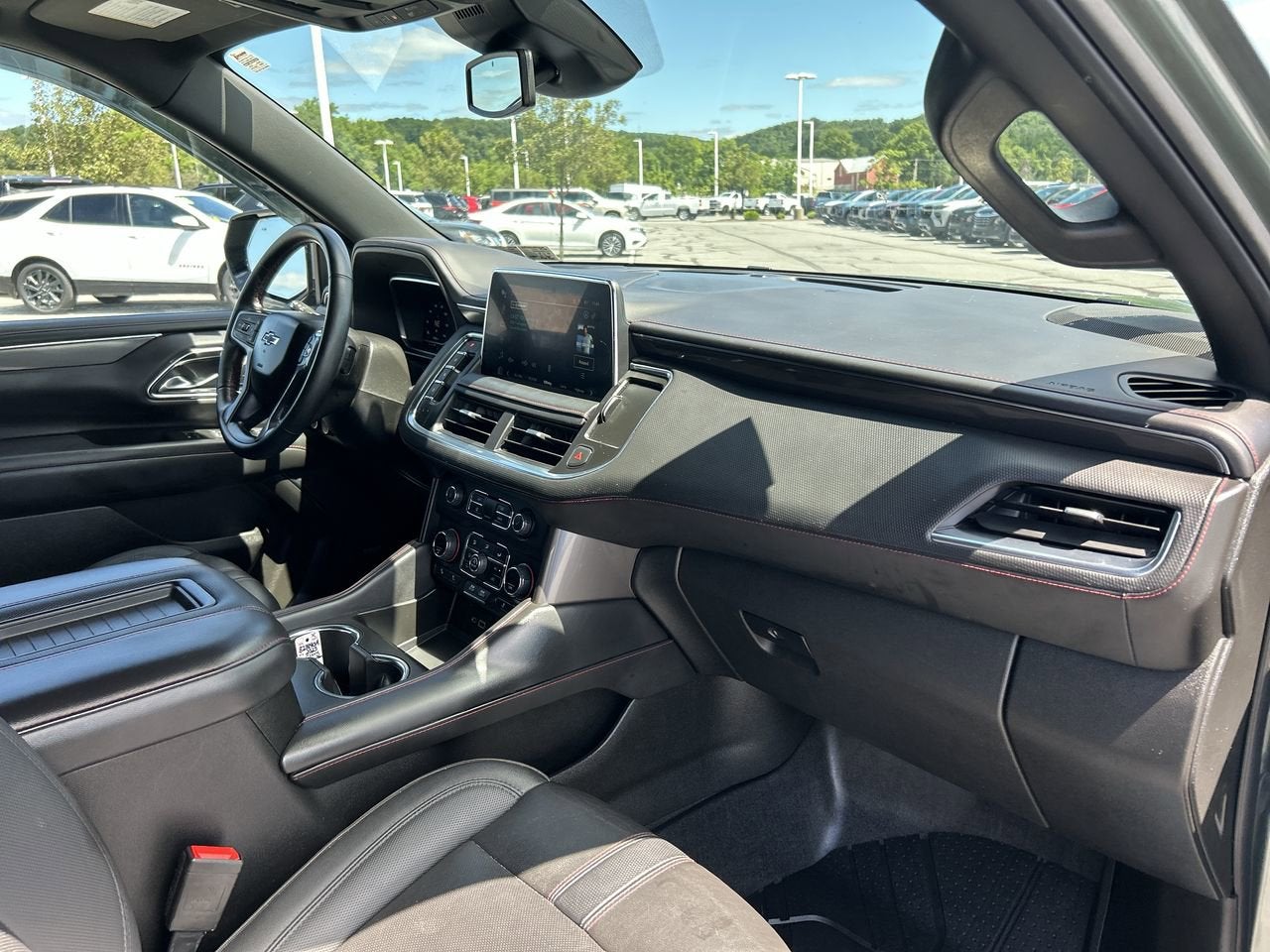 2023 Chevrolet Suburban RST