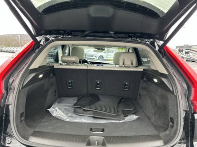 2022 Cadillac XT4 Luxury