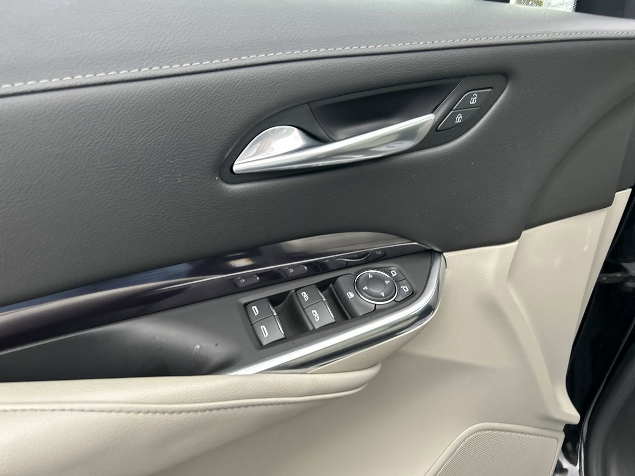 2022 Cadillac XT4 Luxury