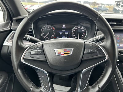 2022 Cadillac XT5 Luxury