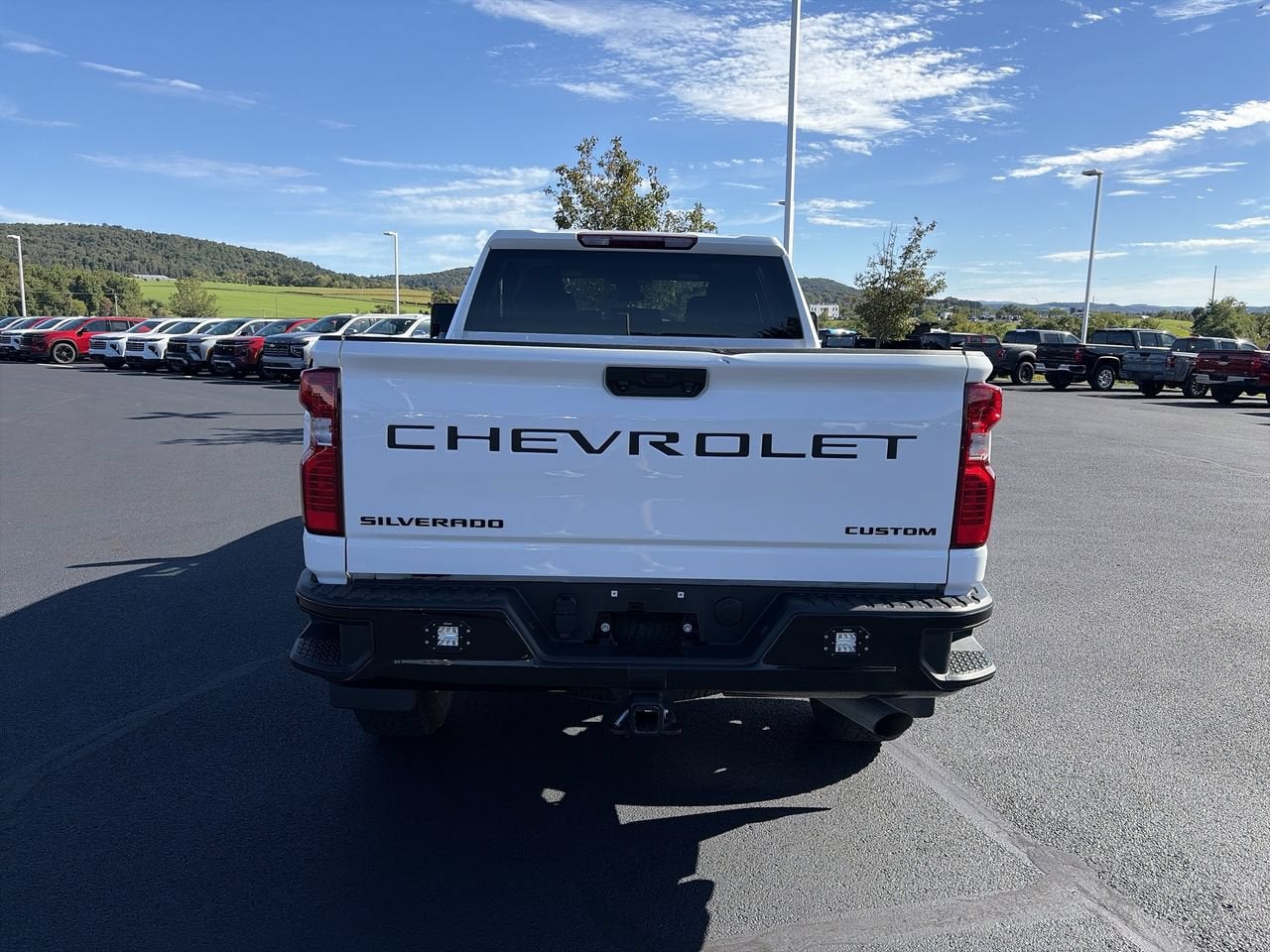2024 Chevrolet Silverado 2500 HD Custom