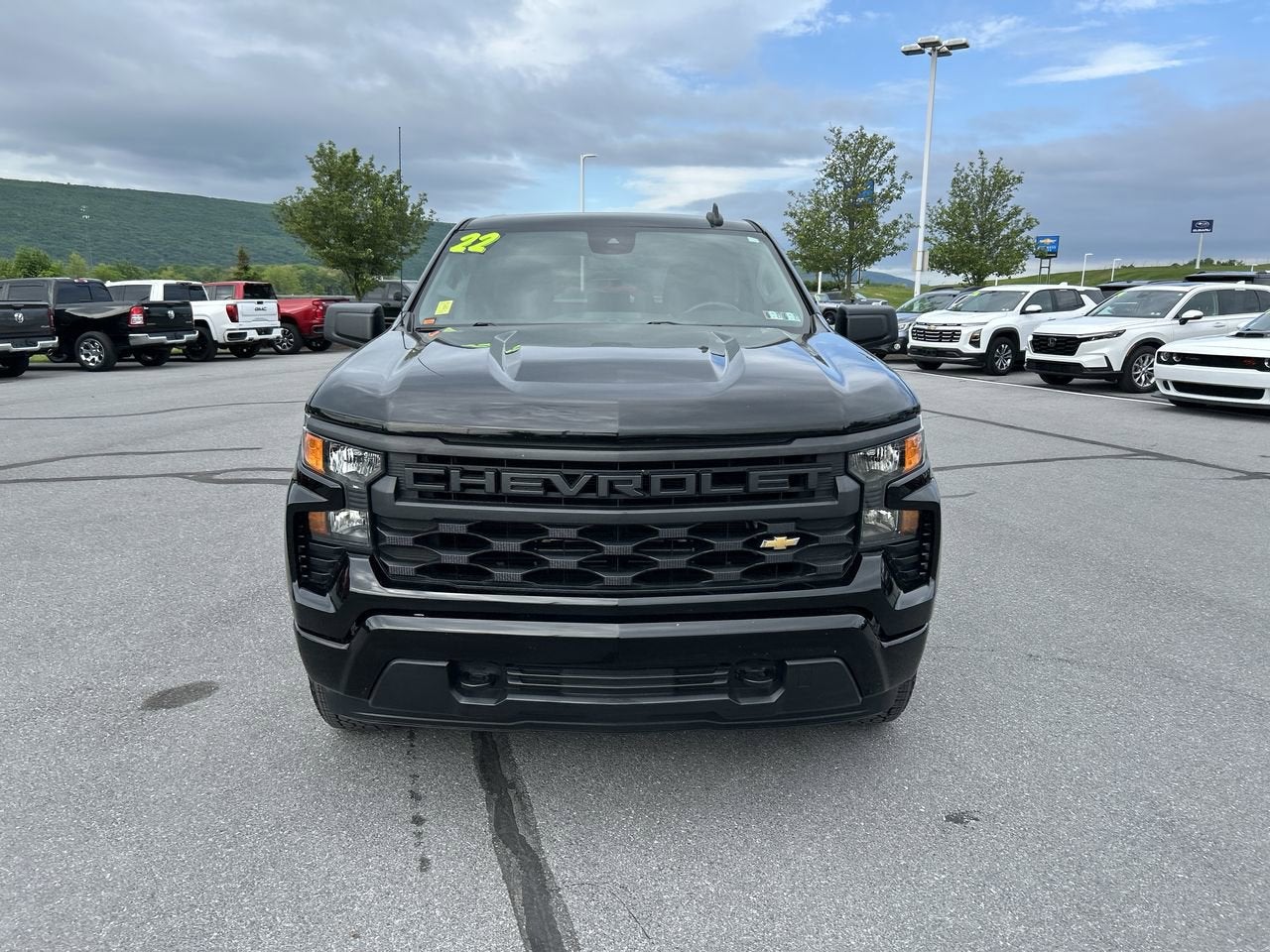 2022 Chevrolet Silverado 1500 Custom